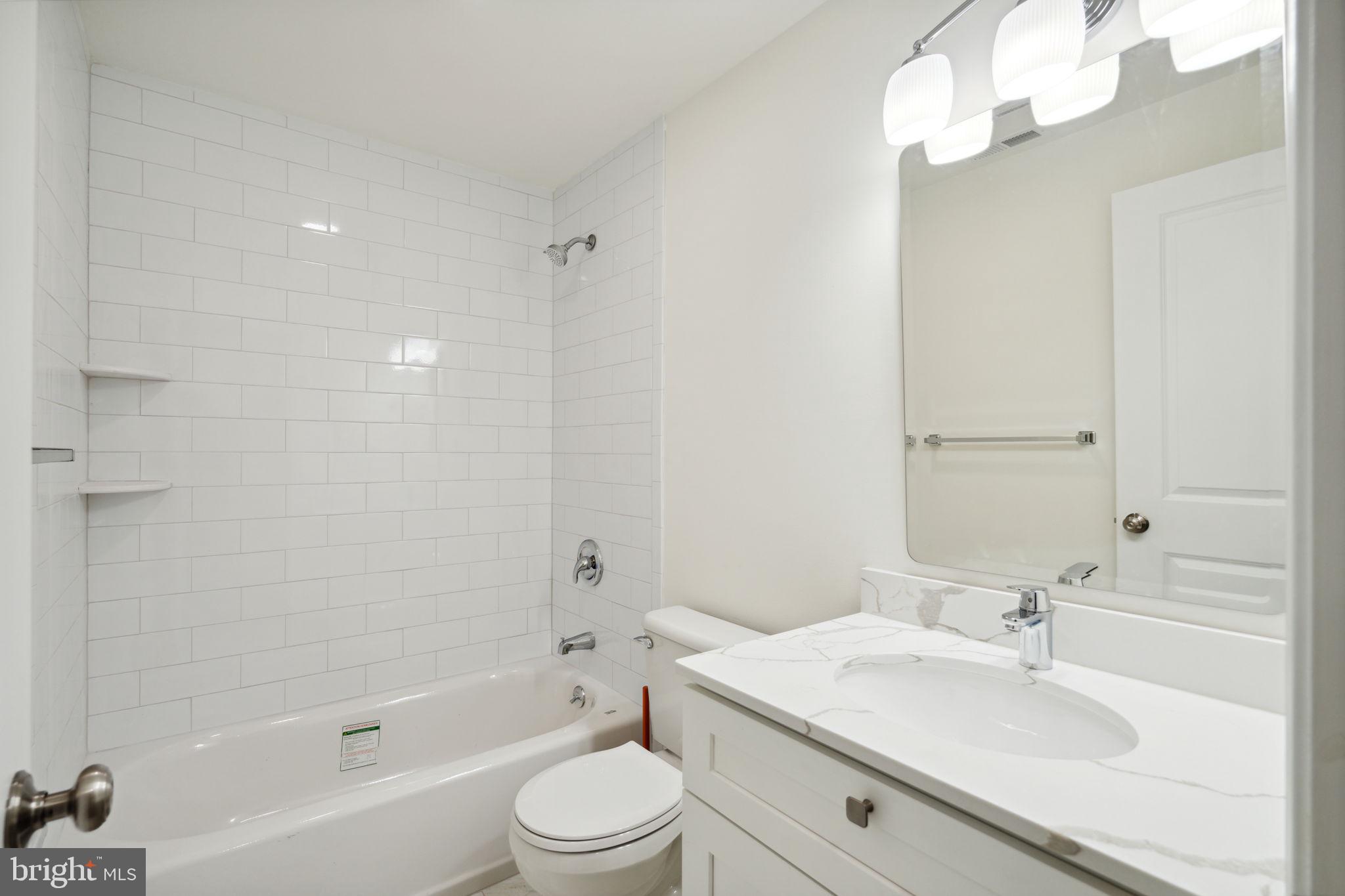 SOUTH KENSINGTON - Residential Lease