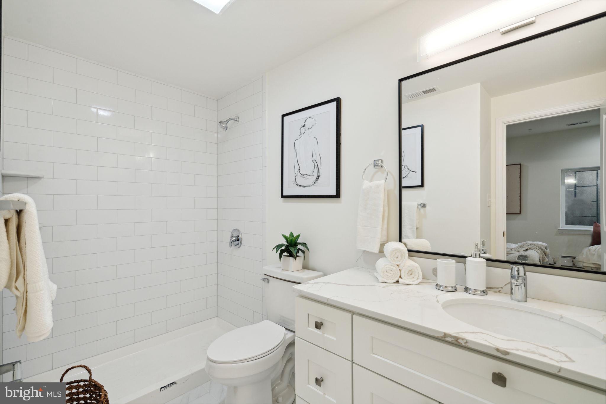 SOUTH KENSINGTON - Residential Lease