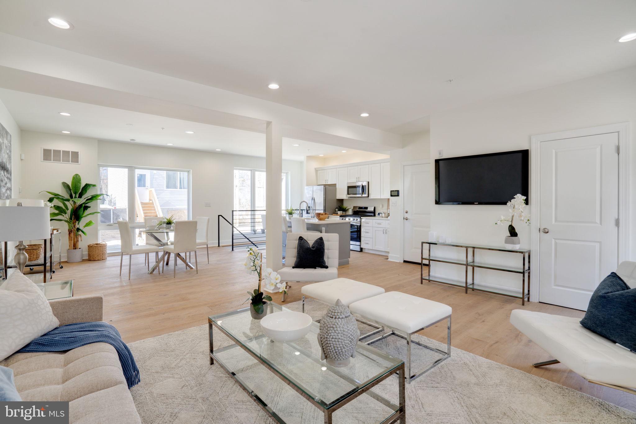 SOUTH KENSINGTON - Residential Lease