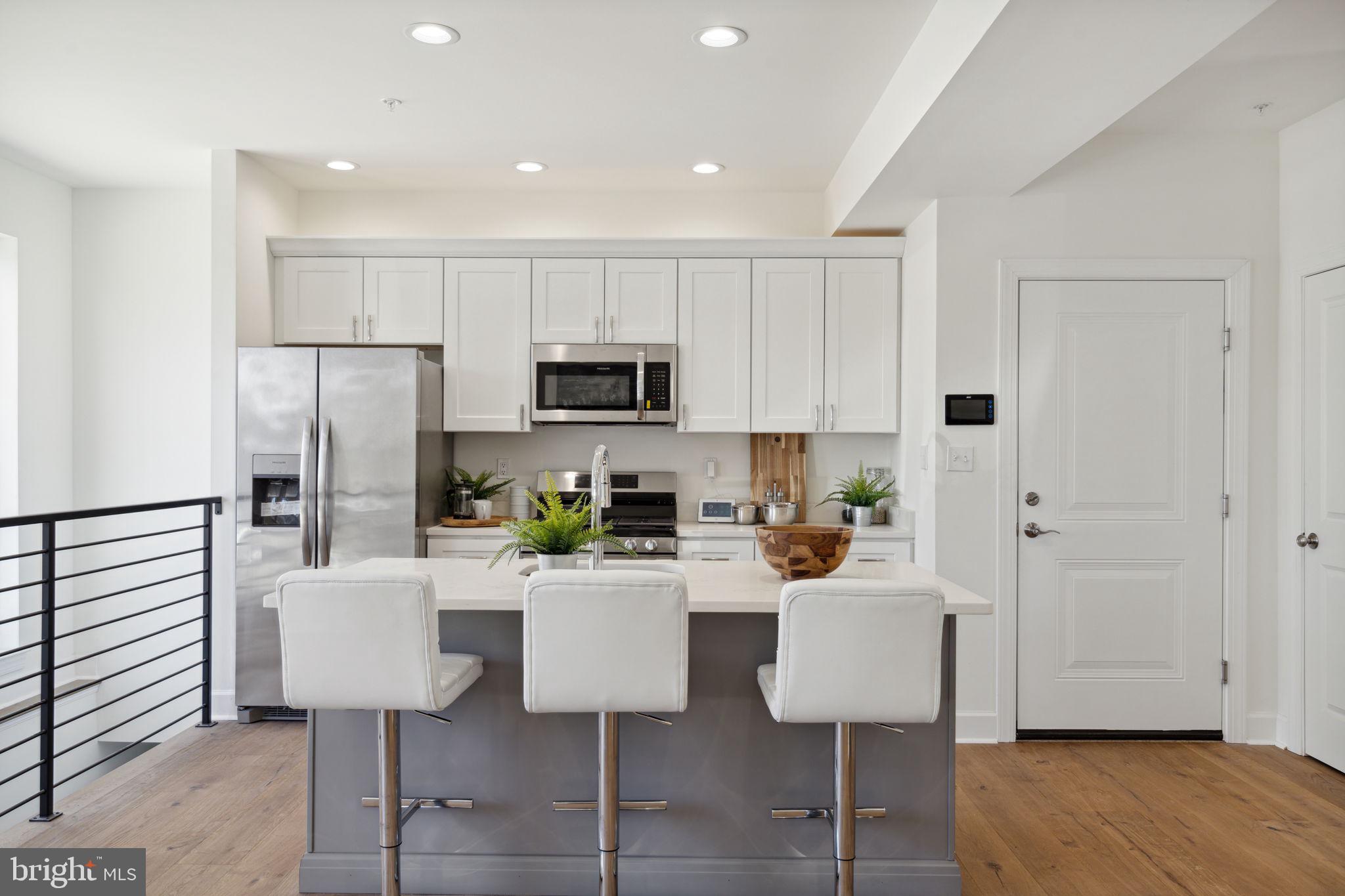SOUTH KENSINGTON - Residential Lease