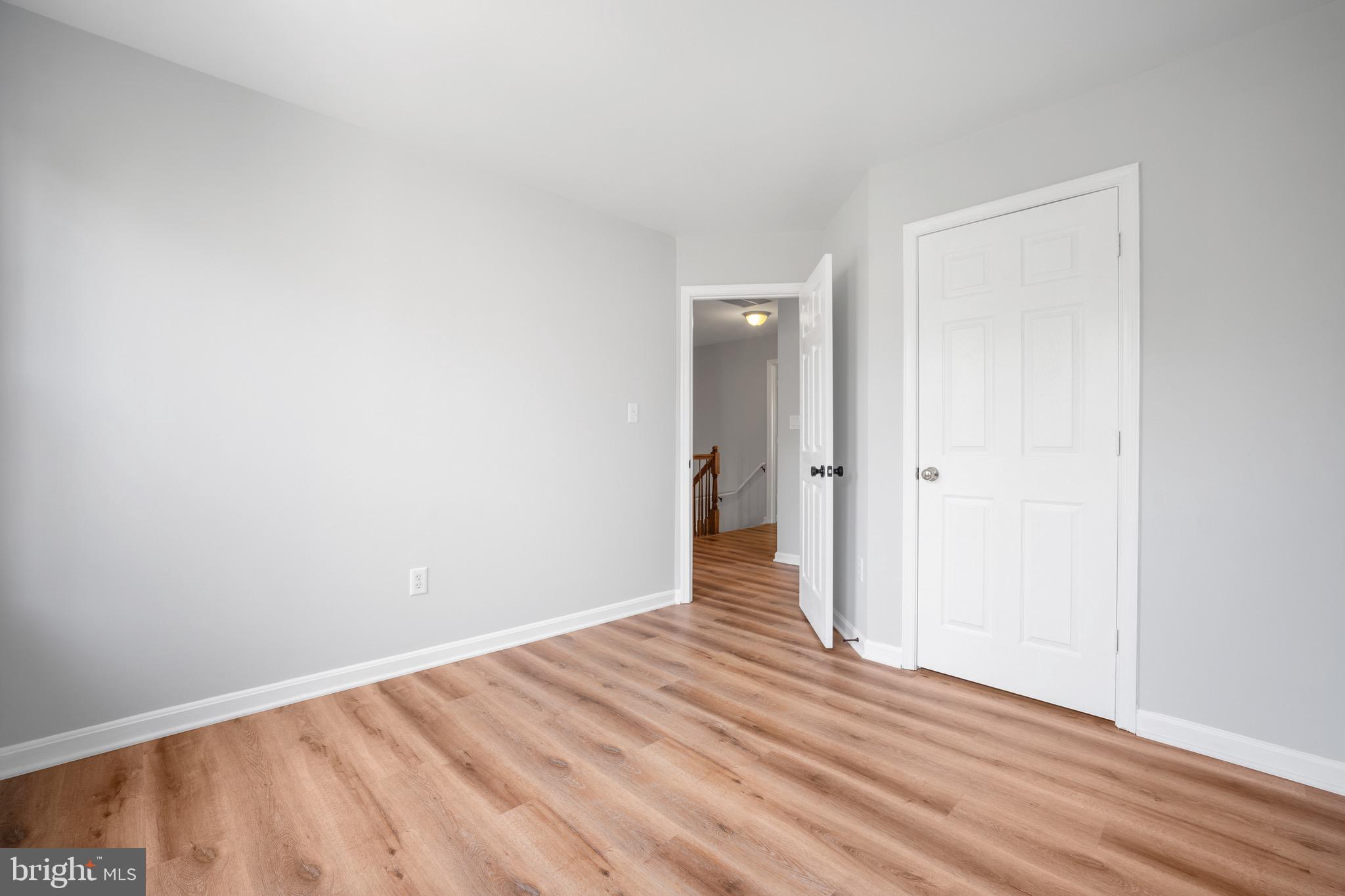 ISLAND CREEK - Residential