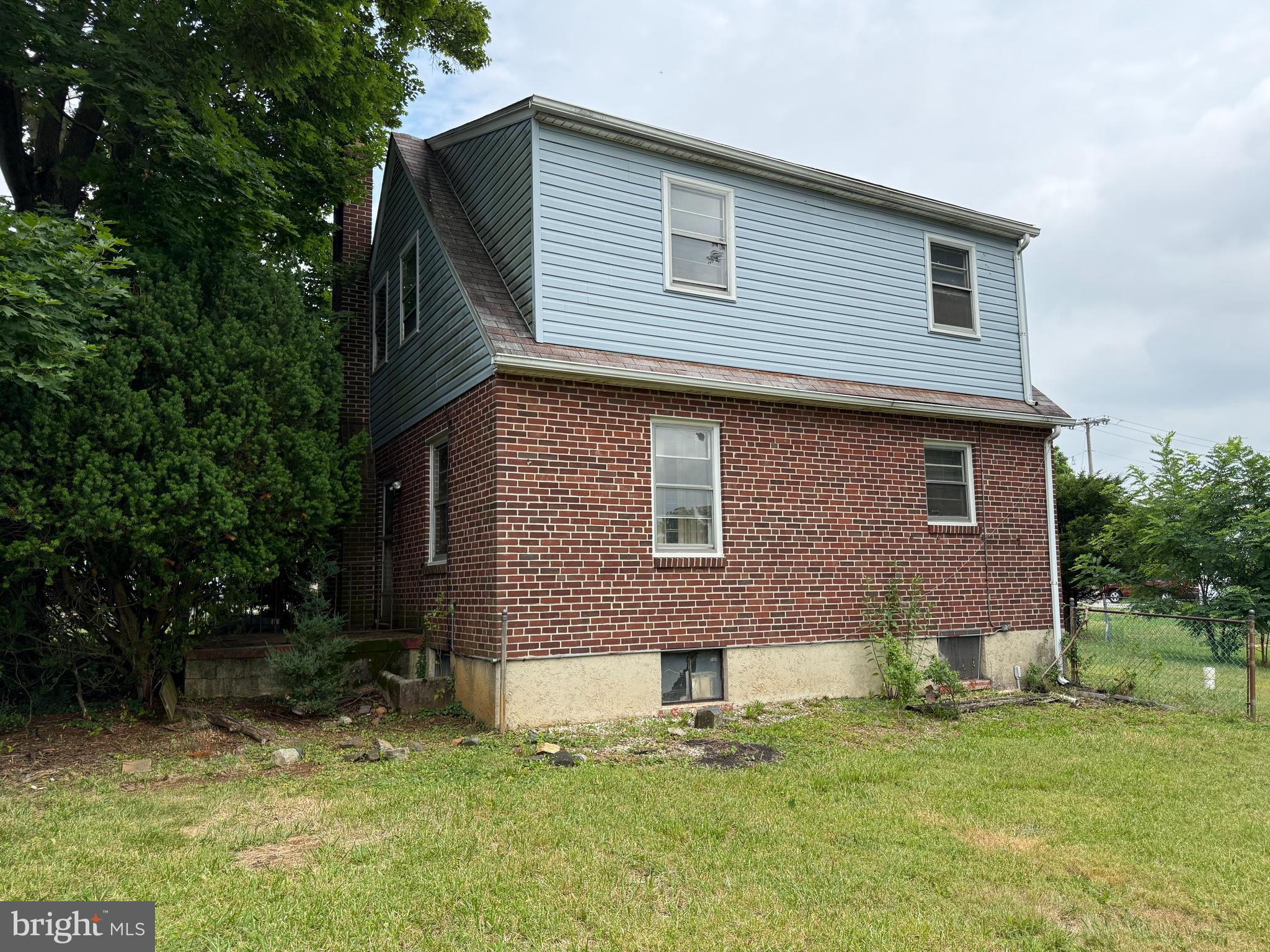 WOODLAWN - Residential