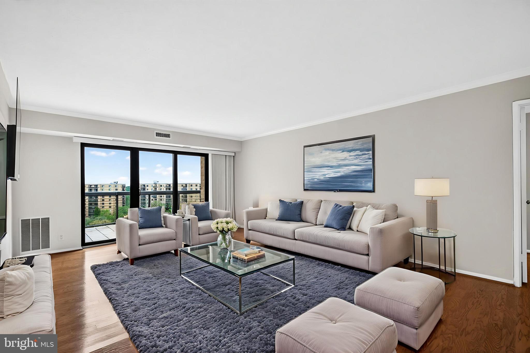 ROTONDA - Residential