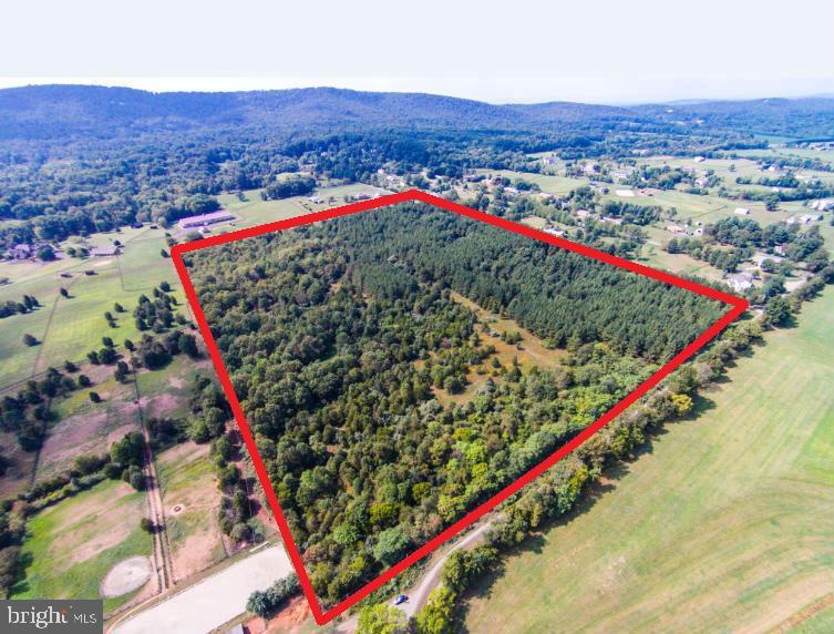 Presenting a rare opportunity to acquire a 43.33-acre assemblage comprising three parcels — 1570, 1580, and 1590 Loudoun Drive — ideally situated just off Route 15 and minutes from Interstate 66 in the highly desirable Haymarket area of Northern Virginia.
This expansive property is a developer’s and builder’s dream, offering tremendous potential for future development, subdivision, or long-term investment within one of Northern Virginia’s fastest-growing corridors.
With a prime location, strong surrounding home values, and convenient access to major transportation routes, shopping, and top-rated schools, this property offers endless possibilities — from a luxury residential community to a private estate enclave.
Total Acreage: 43.33 acres (three parcels combined) Zoning: Agricultural (A-1) off Route 15, minutes from I-66.
(MLS# for  three parcels   (VAPW2106438)(VAPW2106436) (VAPW 2105684)