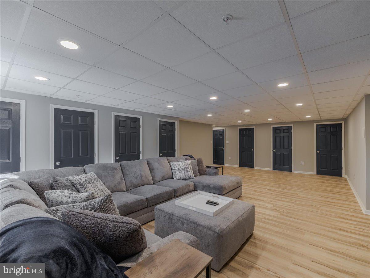 EXTON STATION - Residential