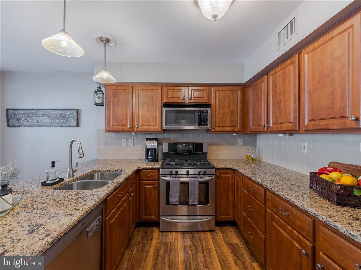 EXTON STATION - Residential