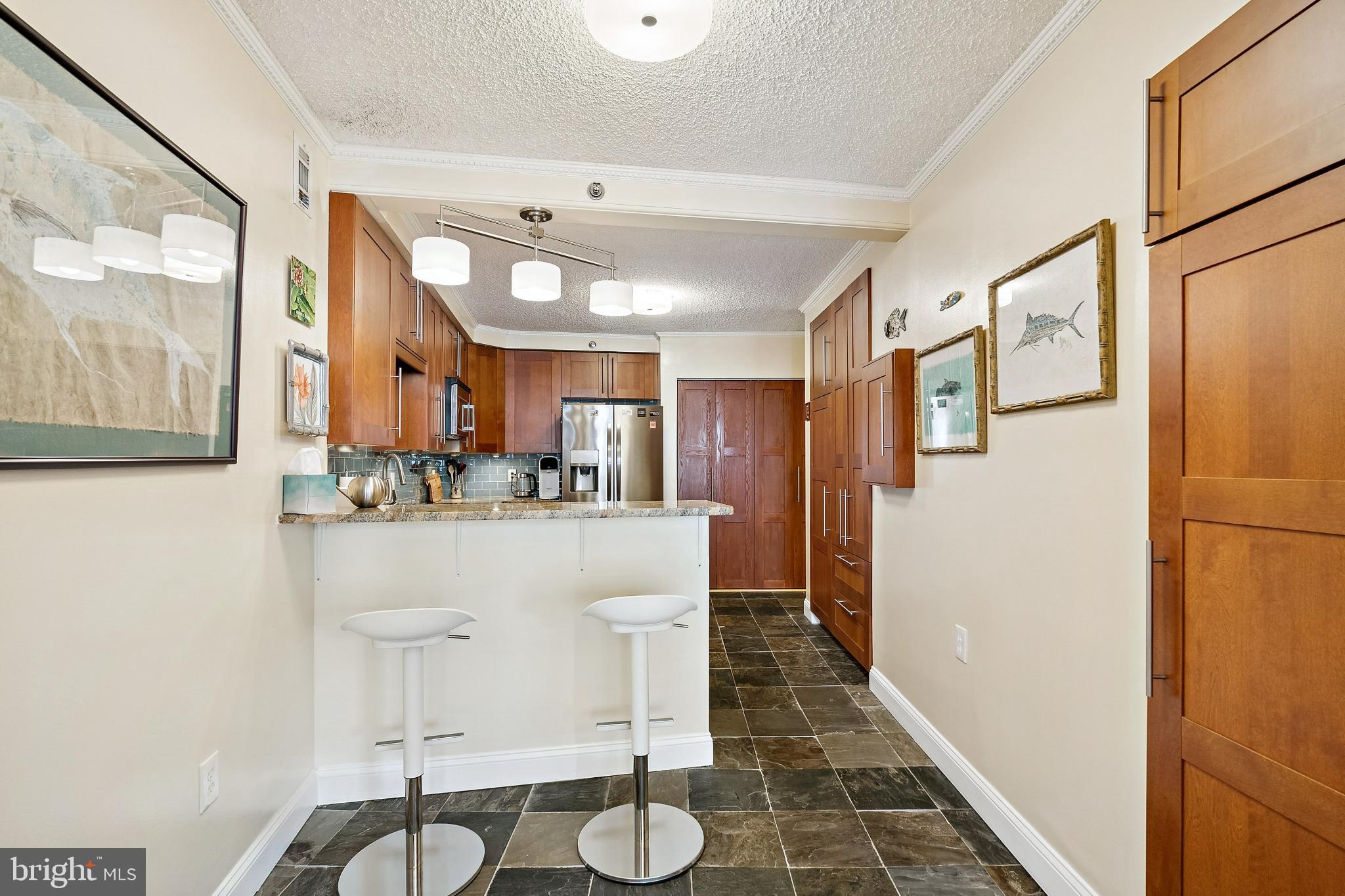 CRYSTAL GATEWAY - Residential