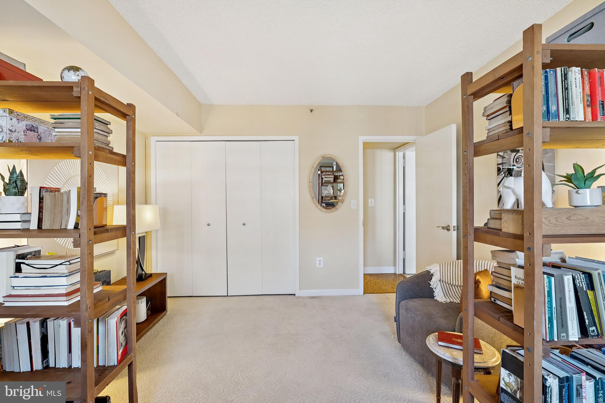 CRYSTAL GATEWAY - Residential