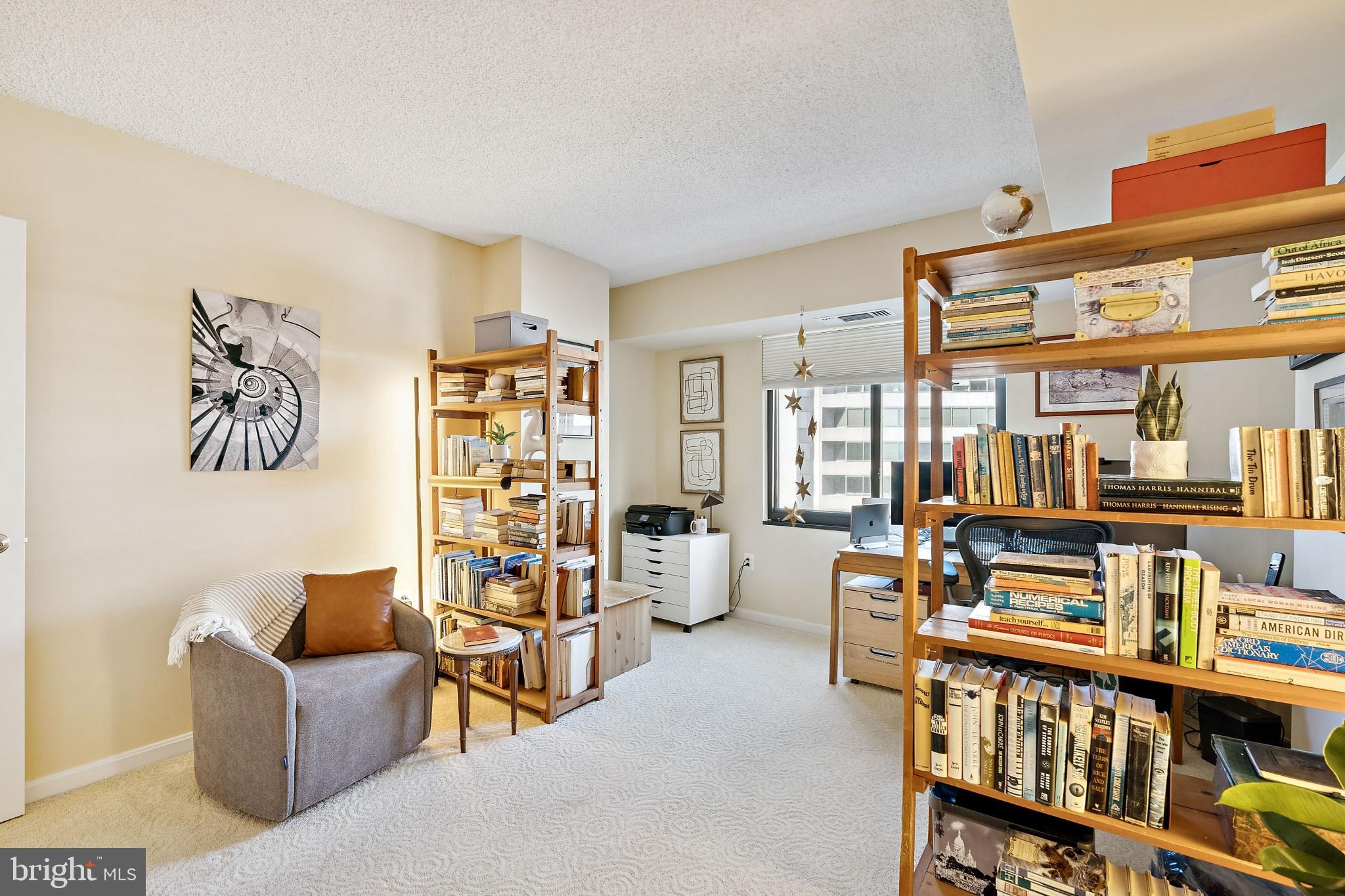 CRYSTAL GATEWAY - Residential