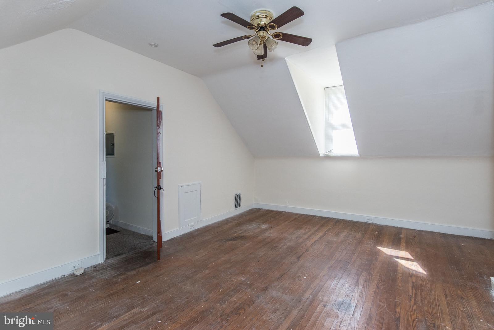 TORRESDALE MANOR - Residential