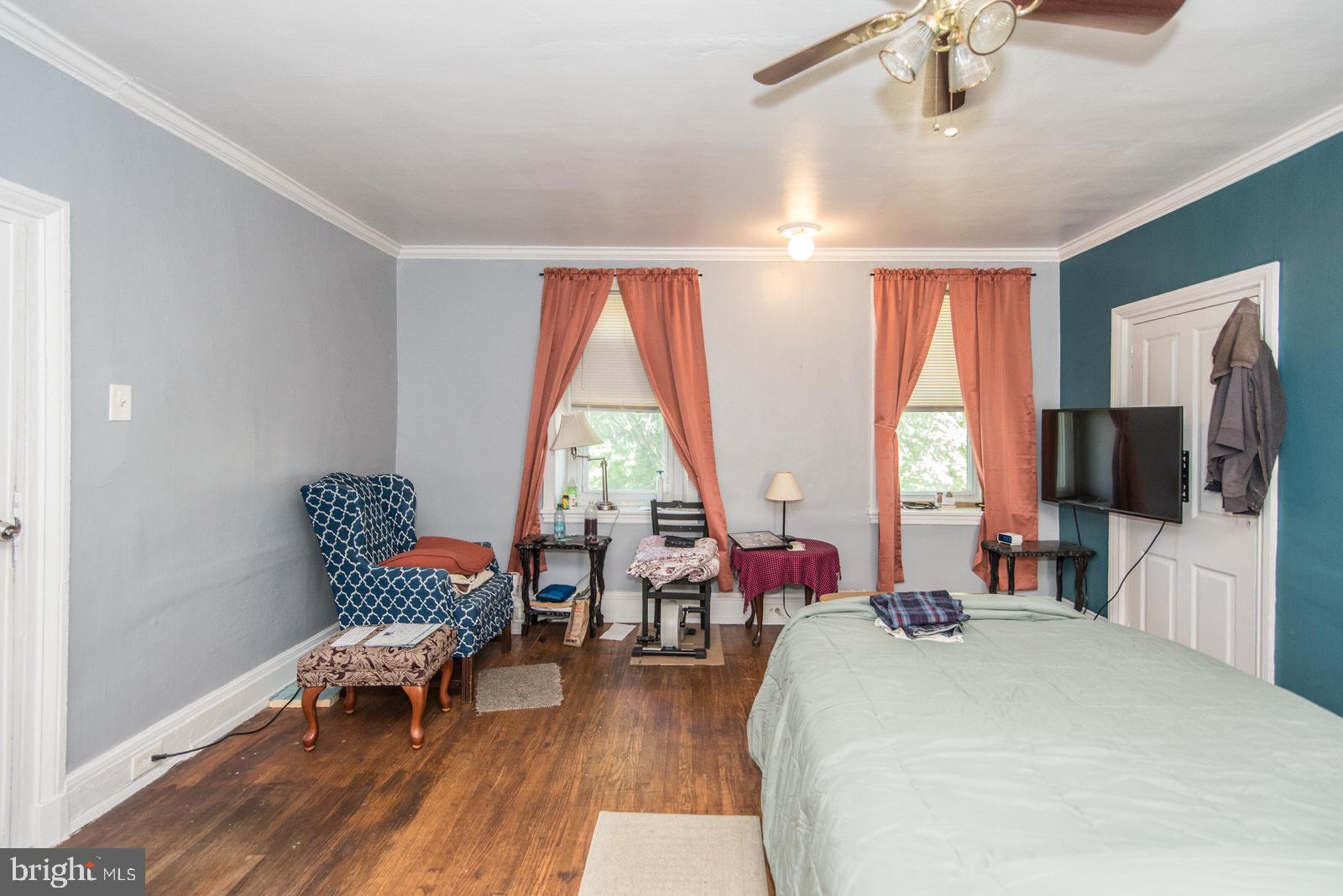 TORRESDALE MANOR - Residential