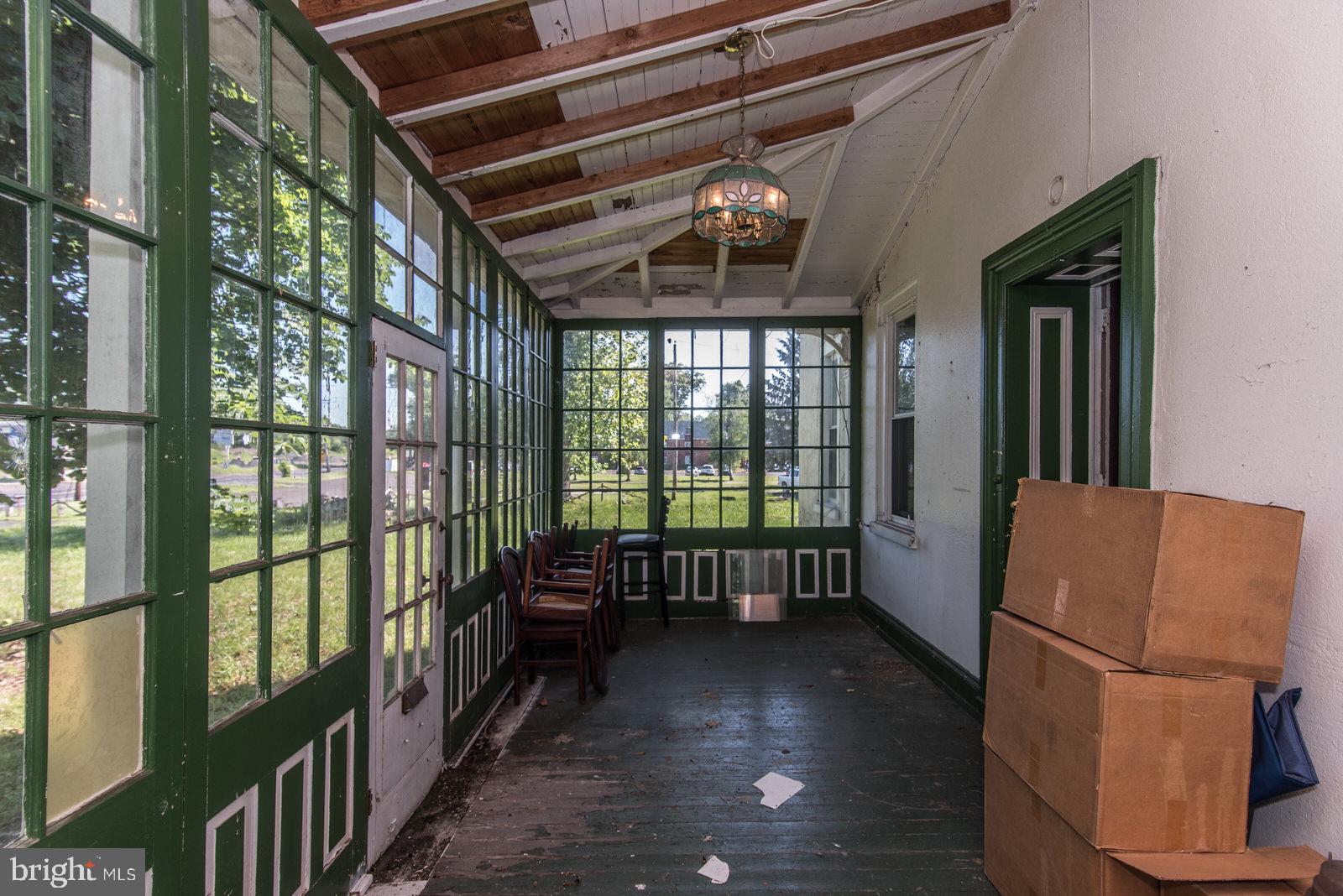 TORRESDALE MANOR - Residential