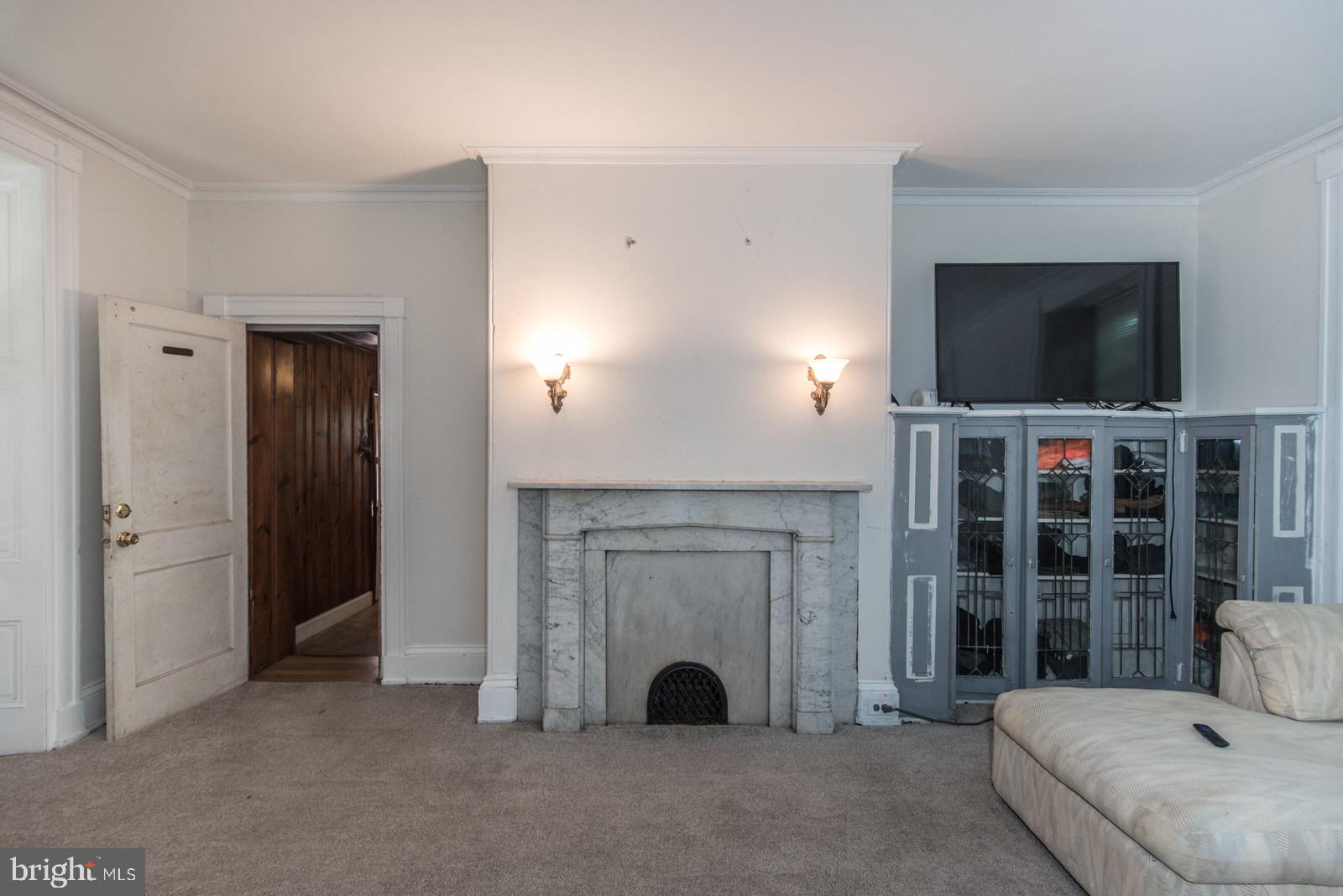TORRESDALE MANOR - Residential