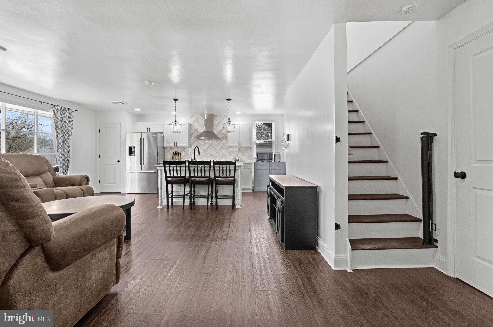 PENNSBURG - Residential