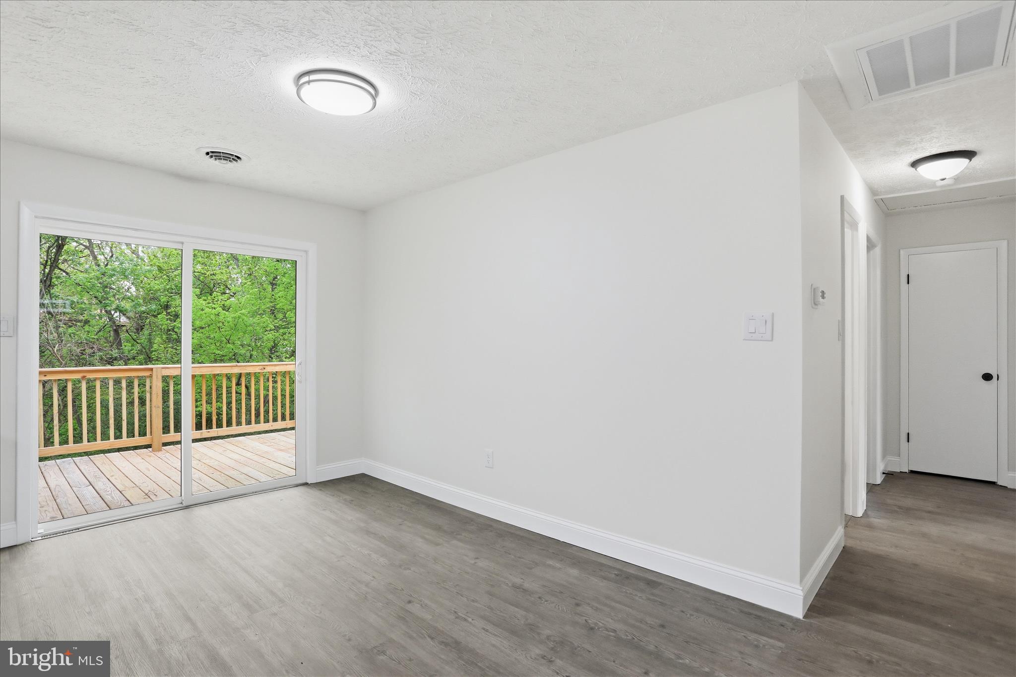 GREEN ACRES - Residential