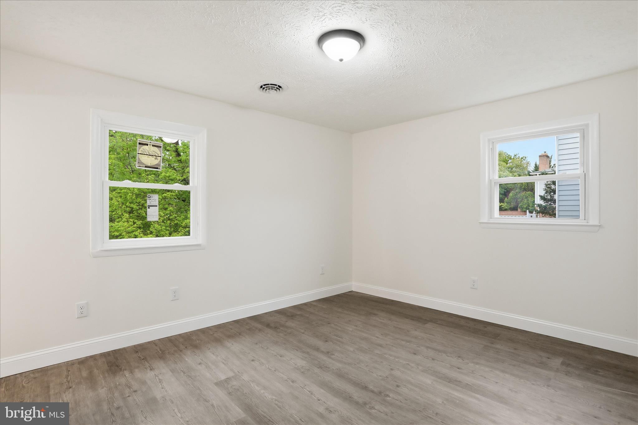 GREEN ACRES - Residential