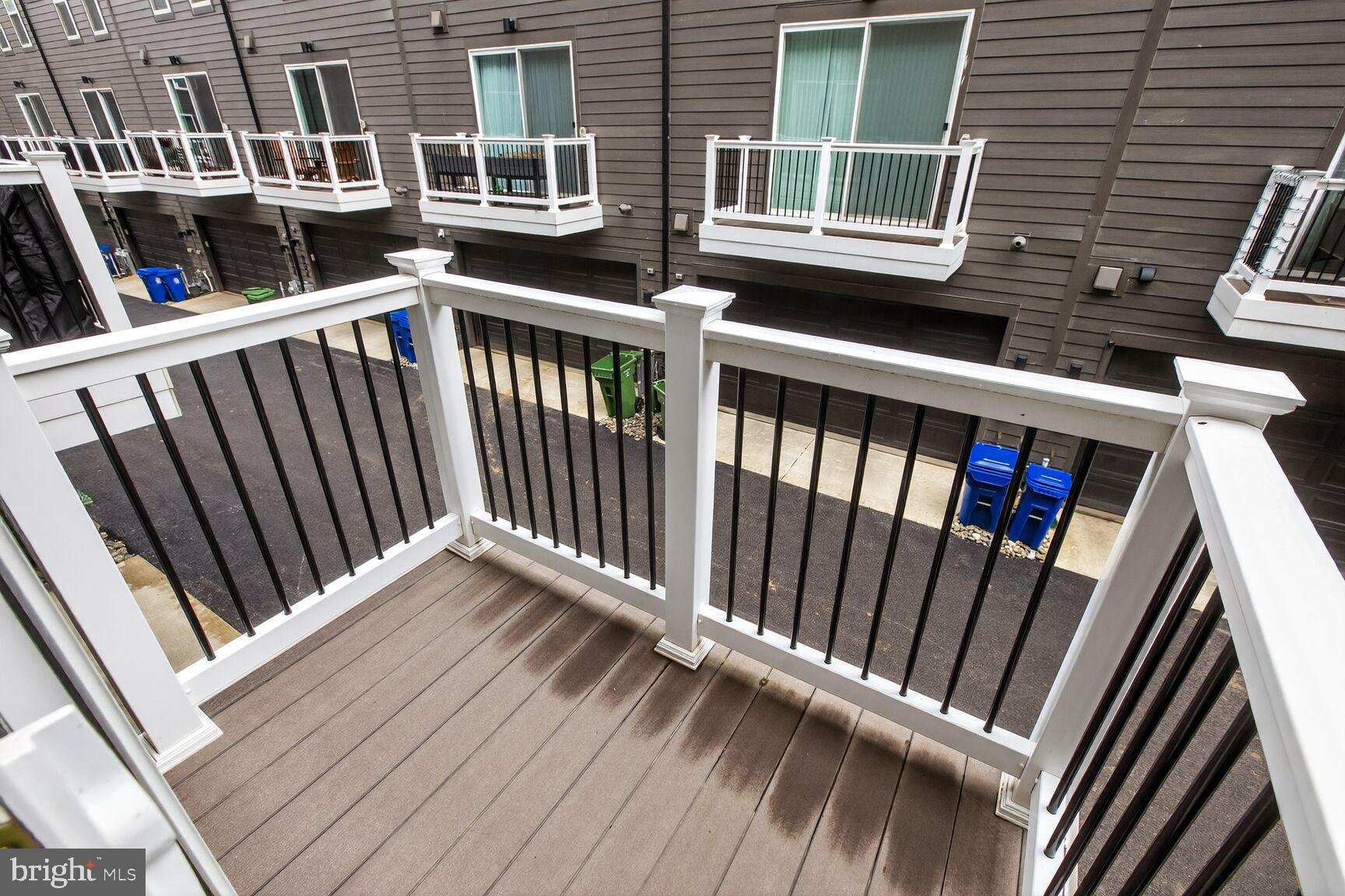 LOCKE LANDING - Residential