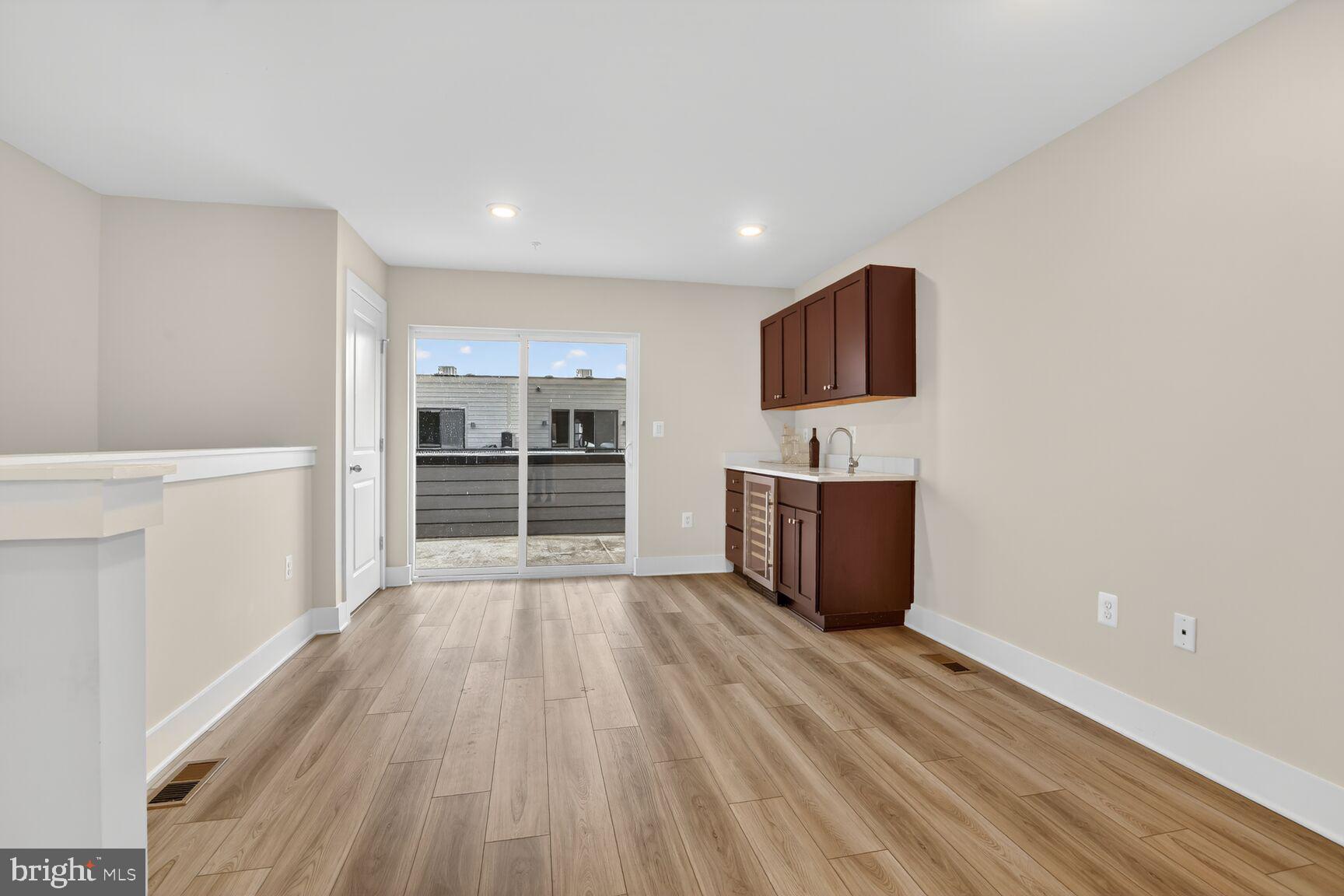 LOCKE LANDING - Residential