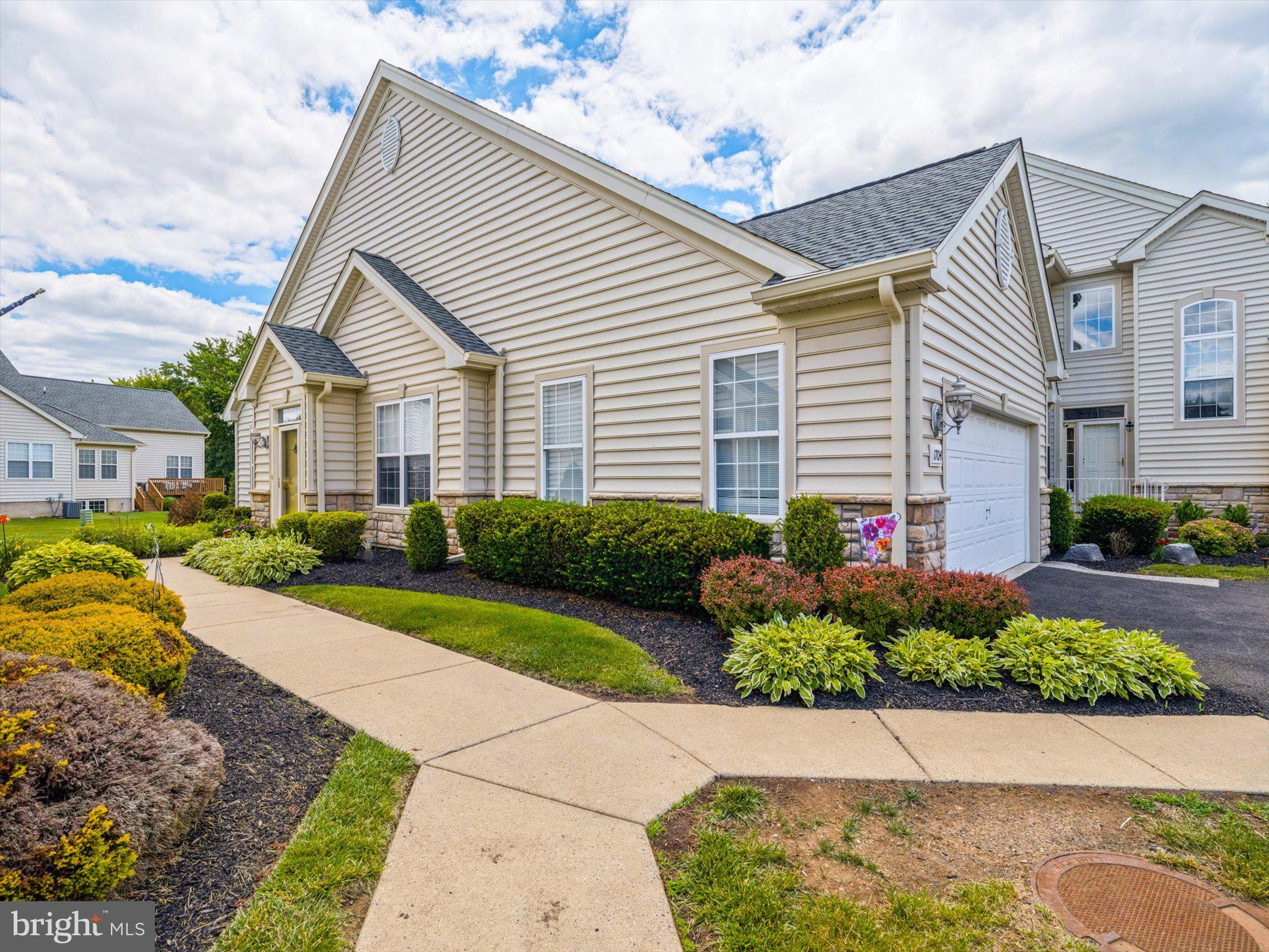 LAMPLIGHTER VILLAGE - Residential