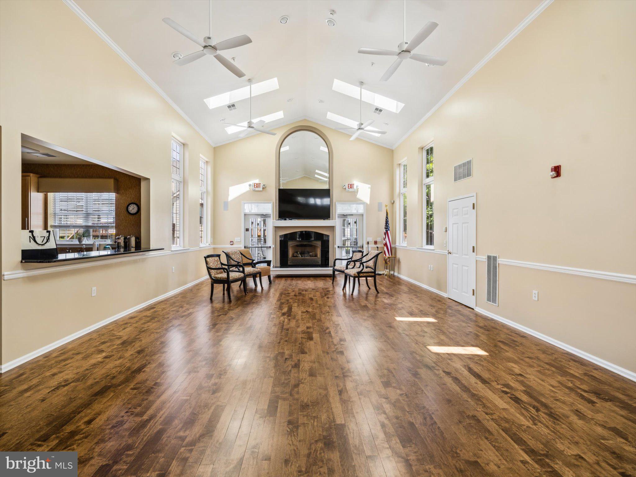 LAMPLIGHTER VILLAGE - Residential