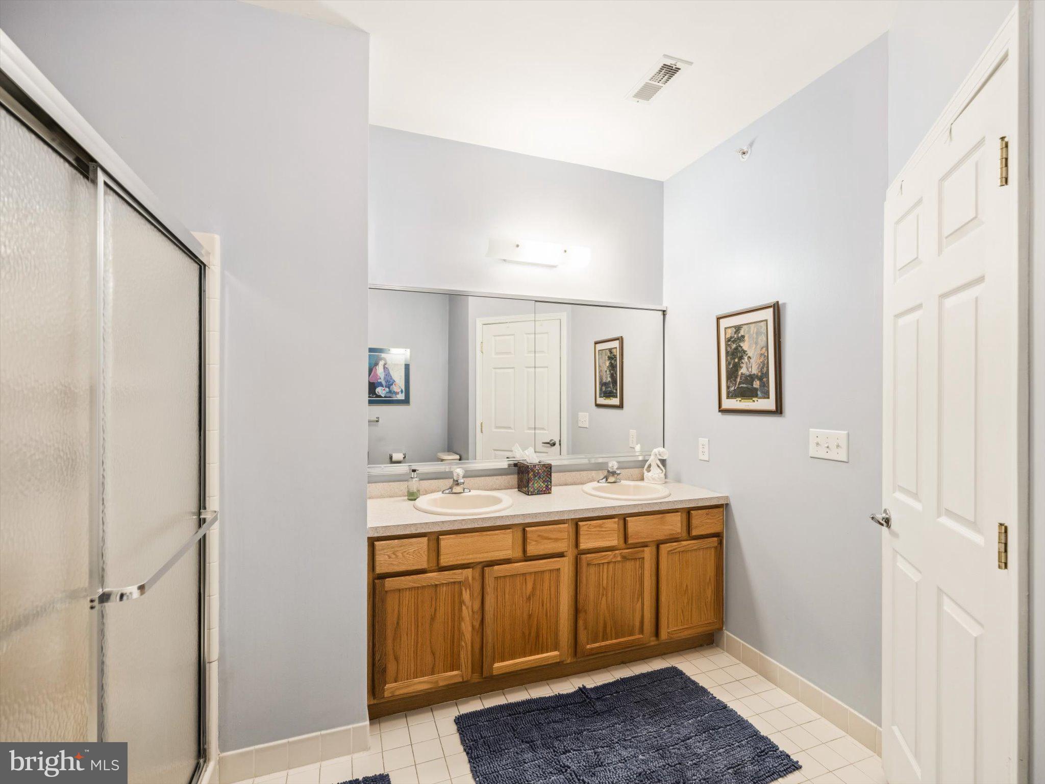 LAMPLIGHTER VILLAGE - Residential