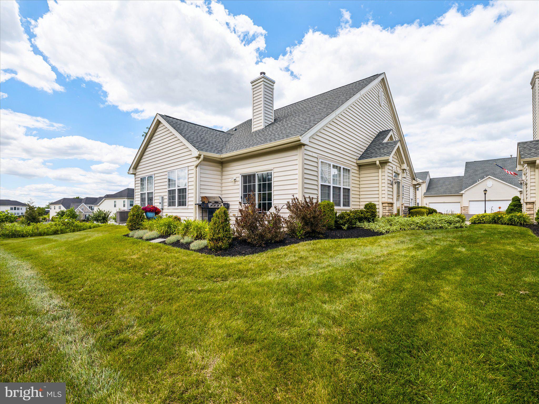 LAMPLIGHTER VILLAGE - Residential