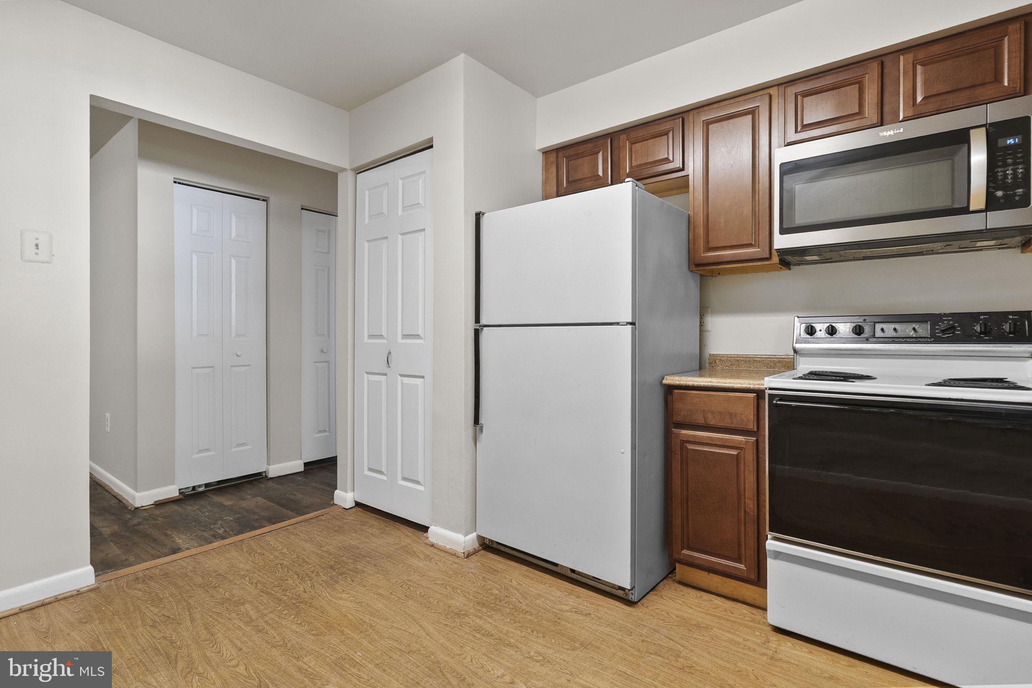 DEVON HILLS CONDO - Residential