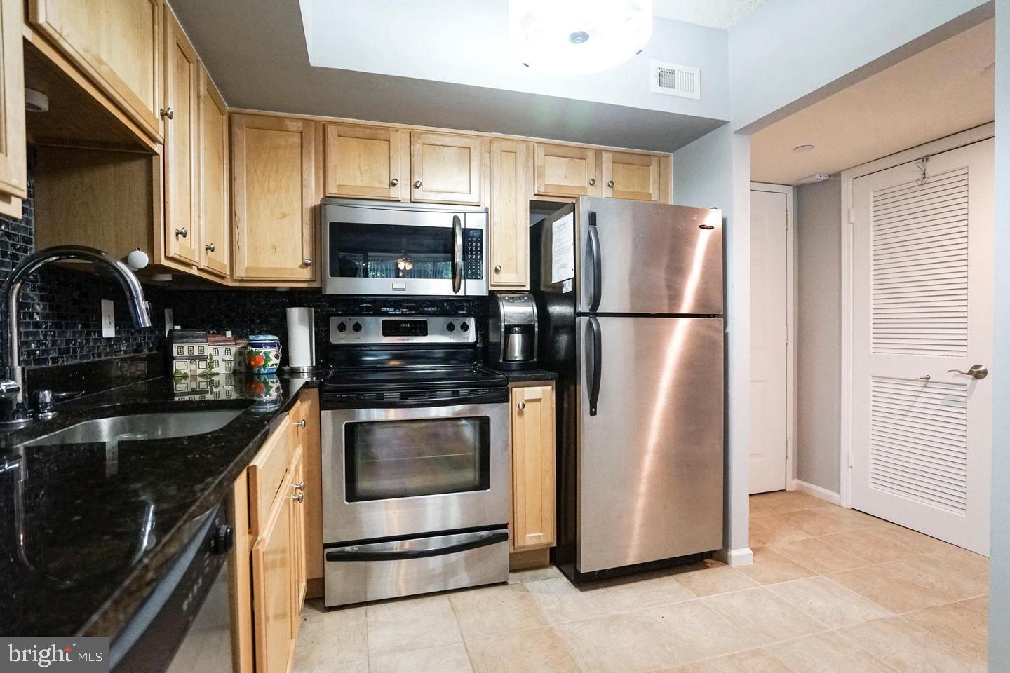 BALLSTON - Residential Lease