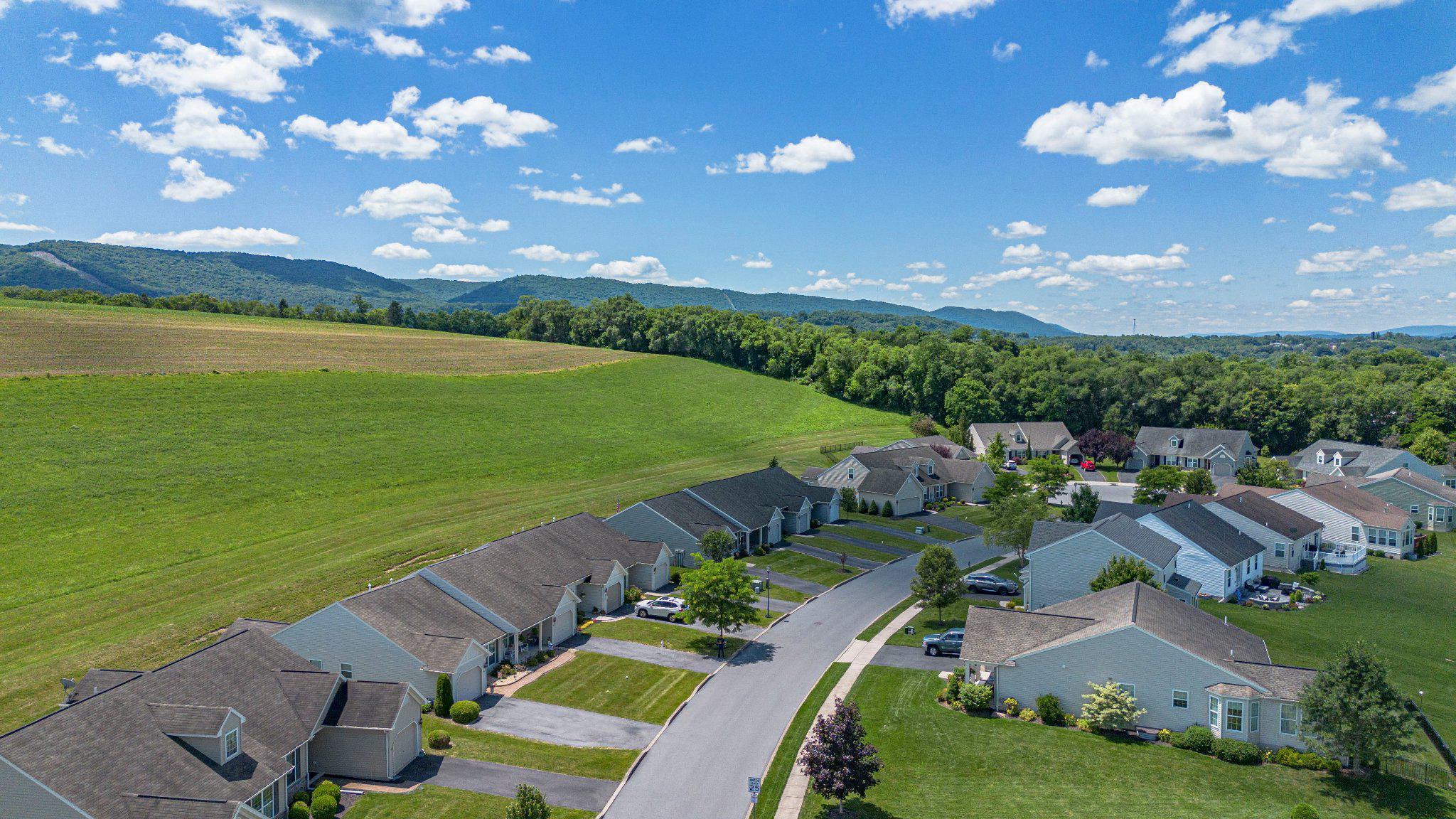 BLOSSOM HILL - Residential