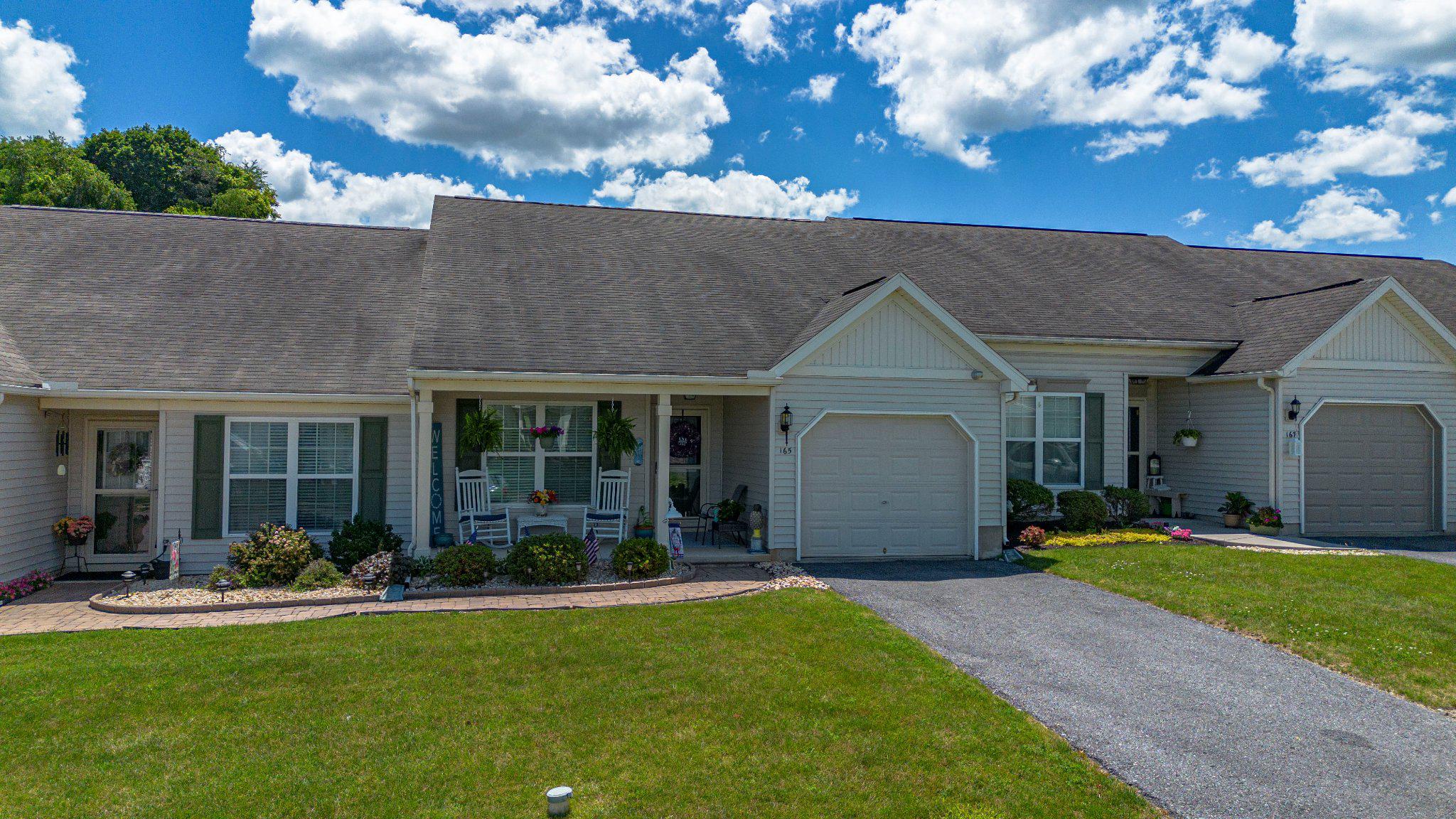 BLOSSOM HILL - Residential