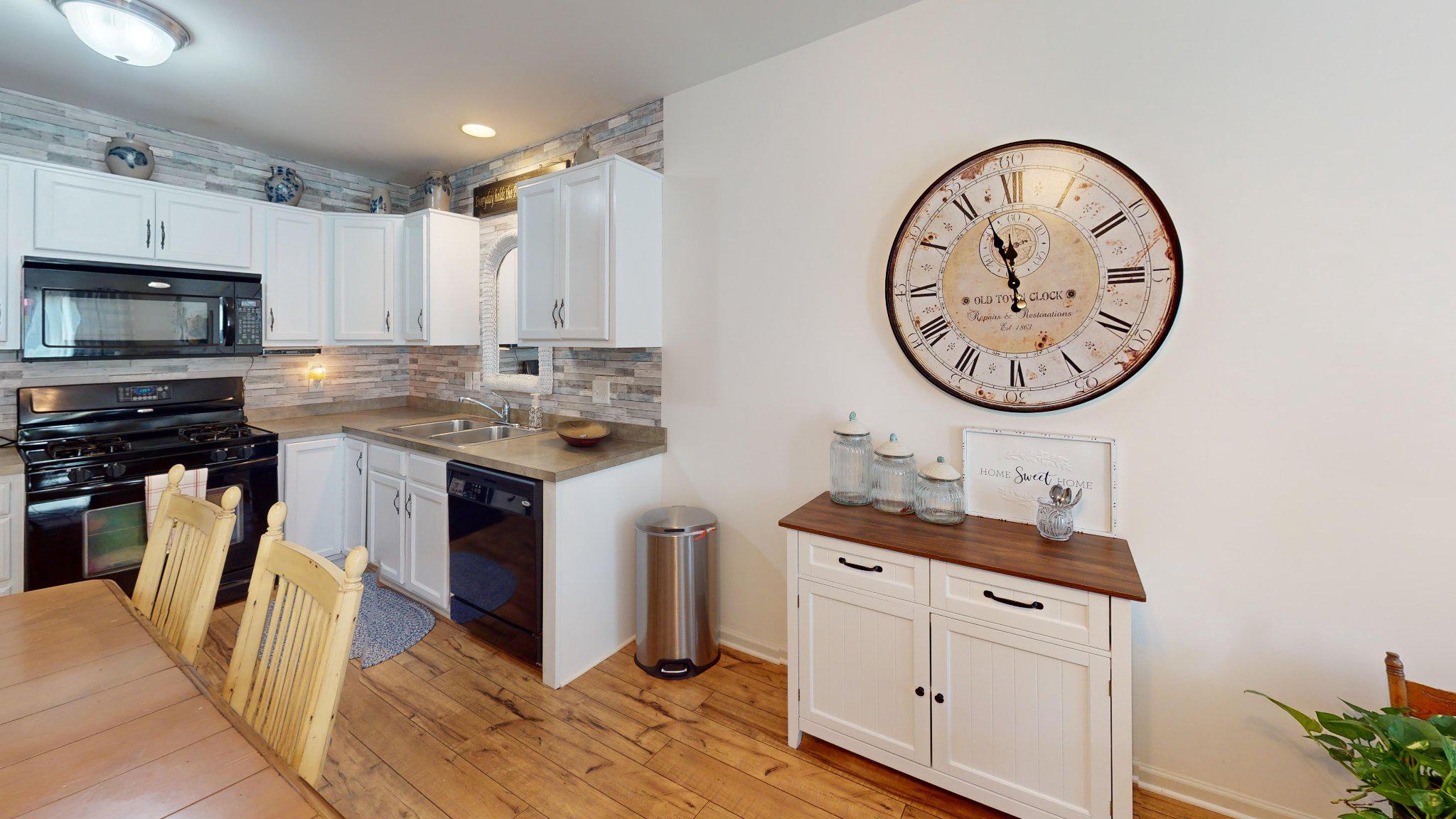 BLOSSOM HILL - Residential
