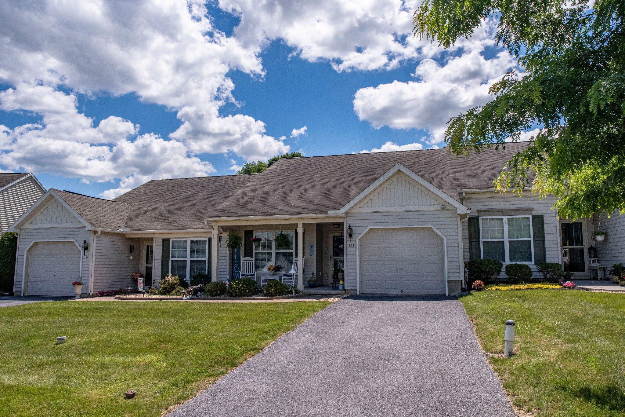 BLOSSOM HILL - Residential