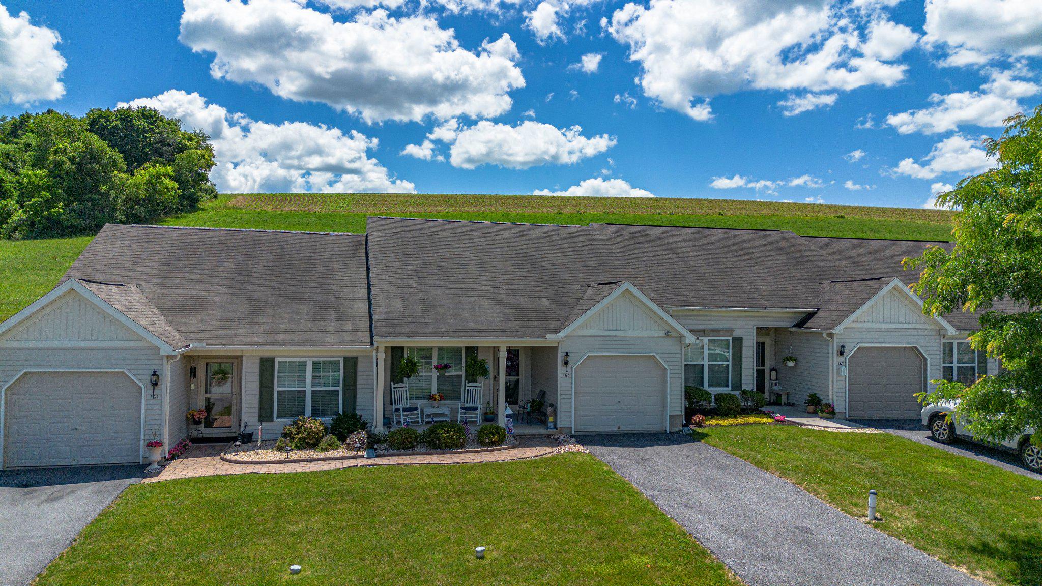 BLOSSOM HILL - Residential