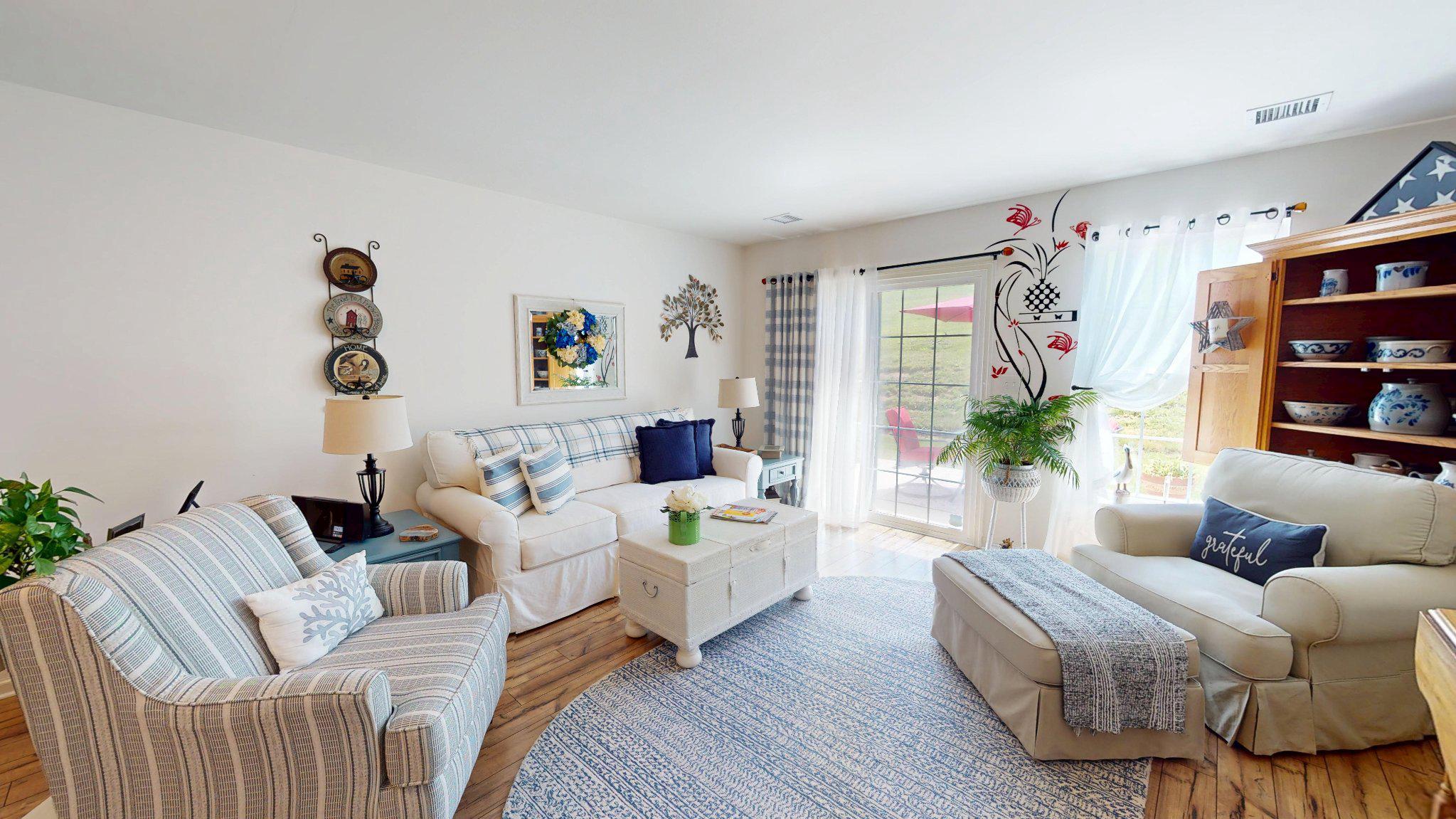 BLOSSOM HILL - Residential