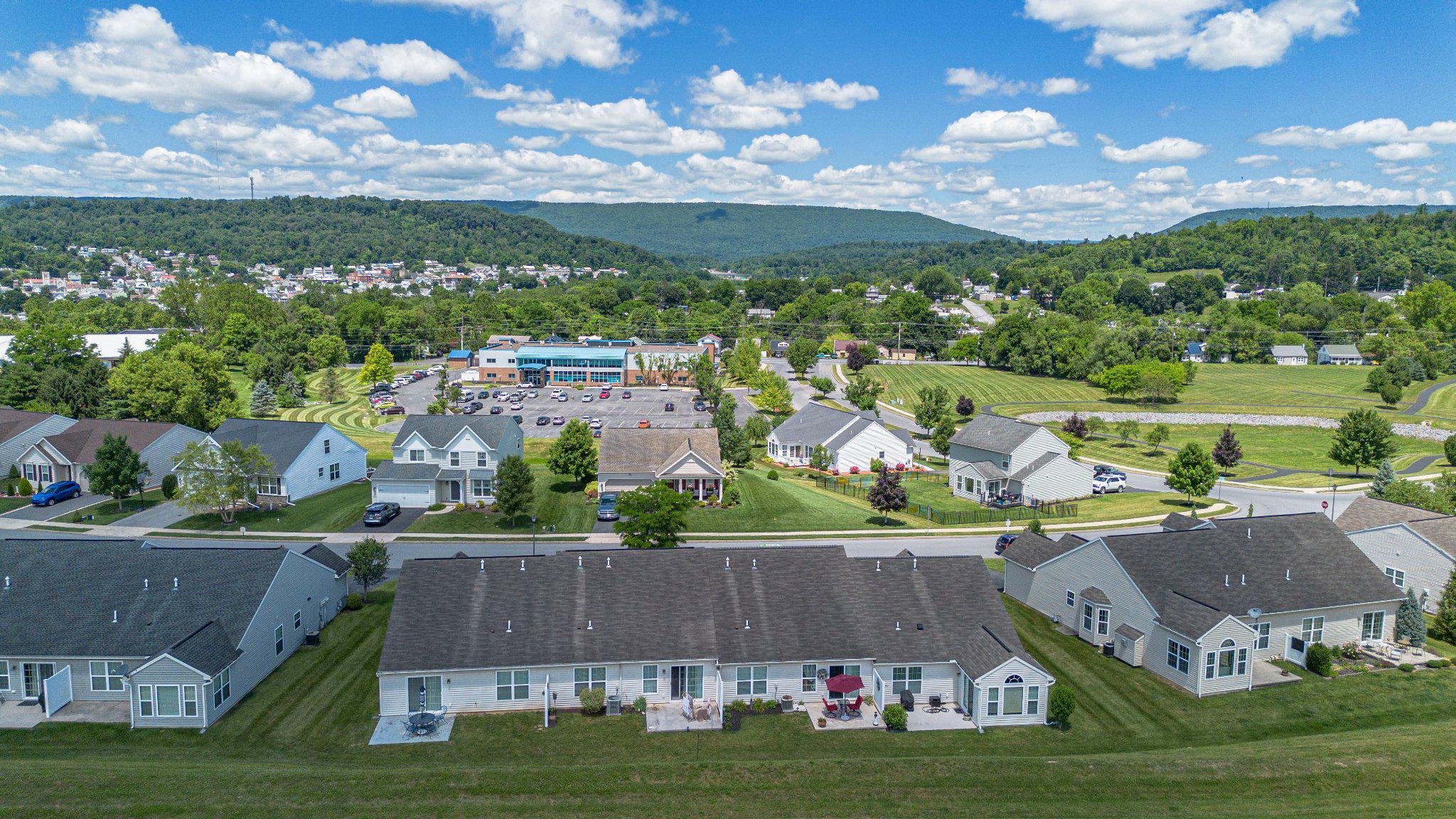 BLOSSOM HILL - Residential