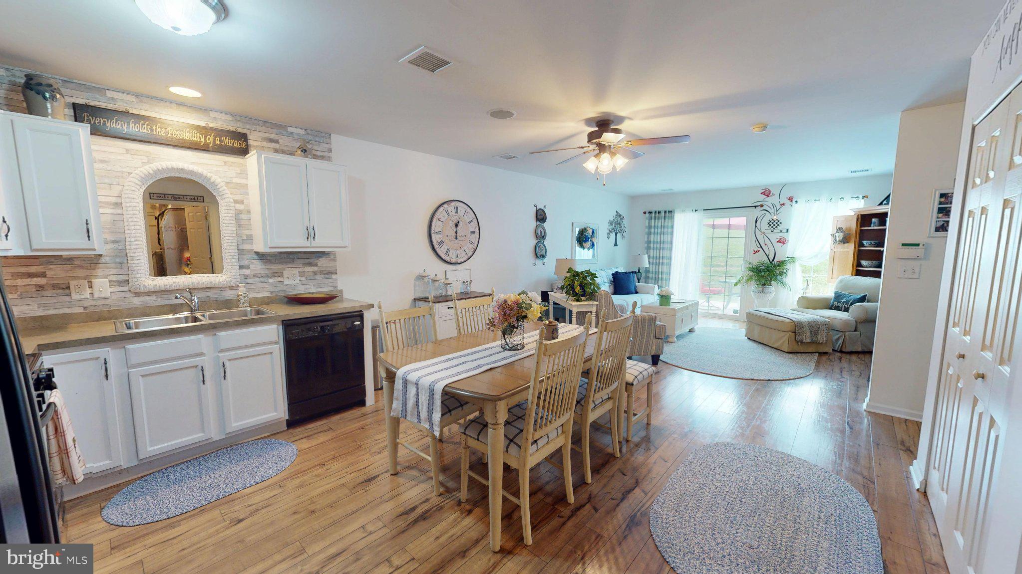 BLOSSOM HILL - Residential