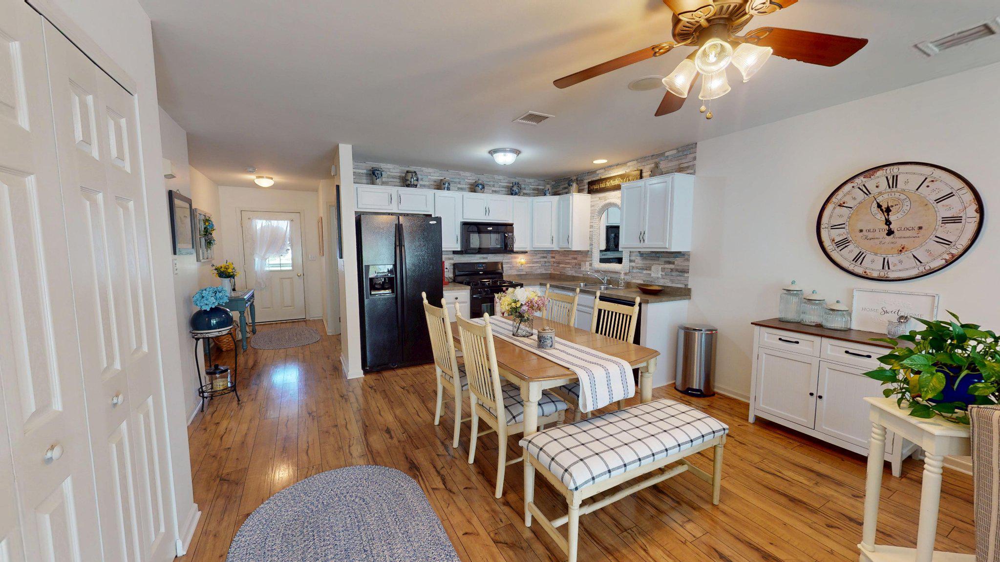 BLOSSOM HILL - Residential