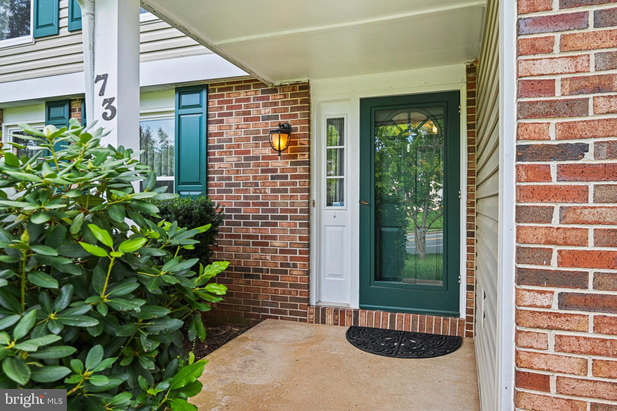 SENECA CHASE - Residential