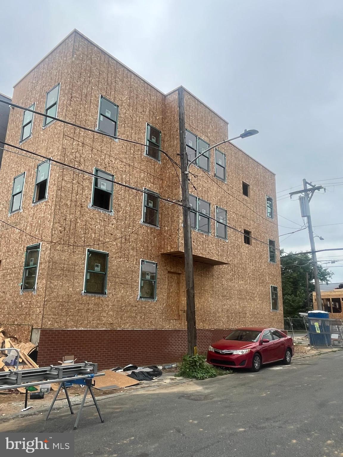 PHILADELPHIA (NORTH) - Residential