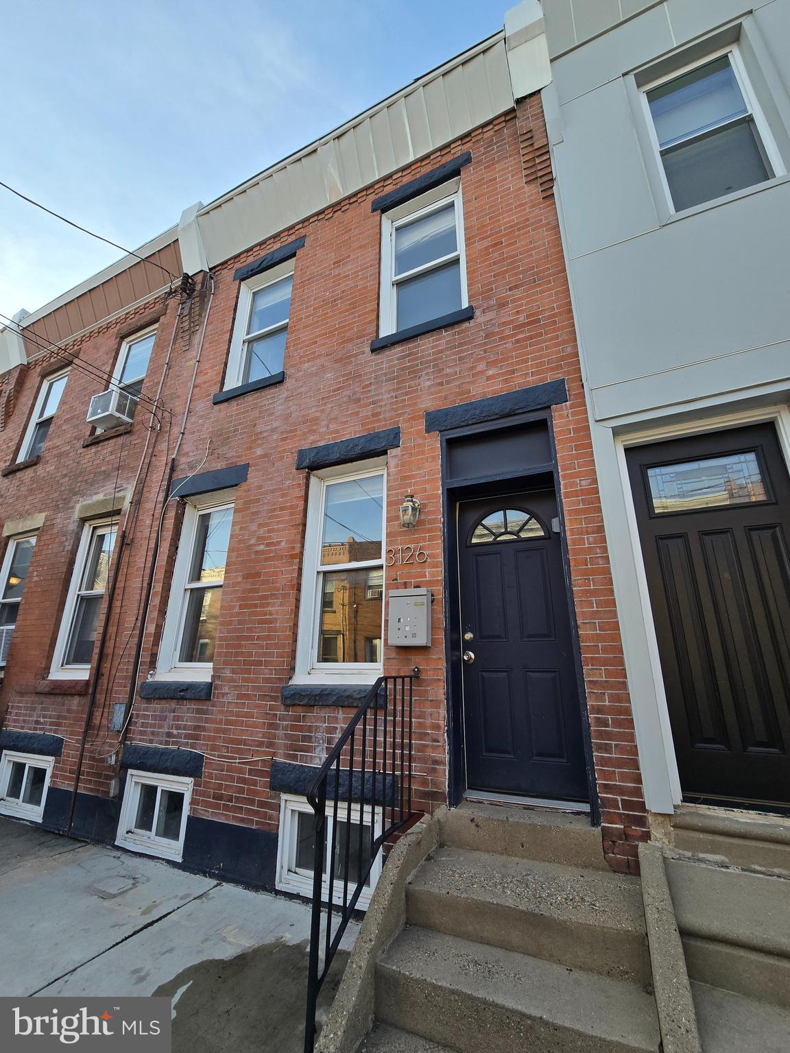 PORT RICHMOND - Residential
