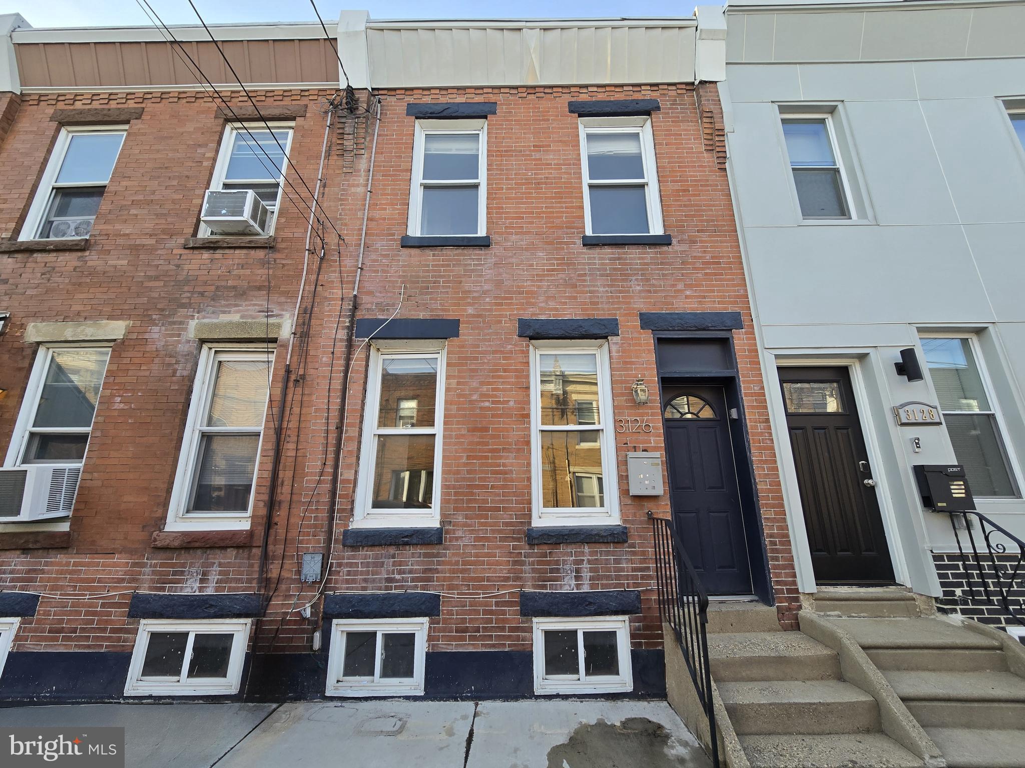 PORT RICHMOND - Residential