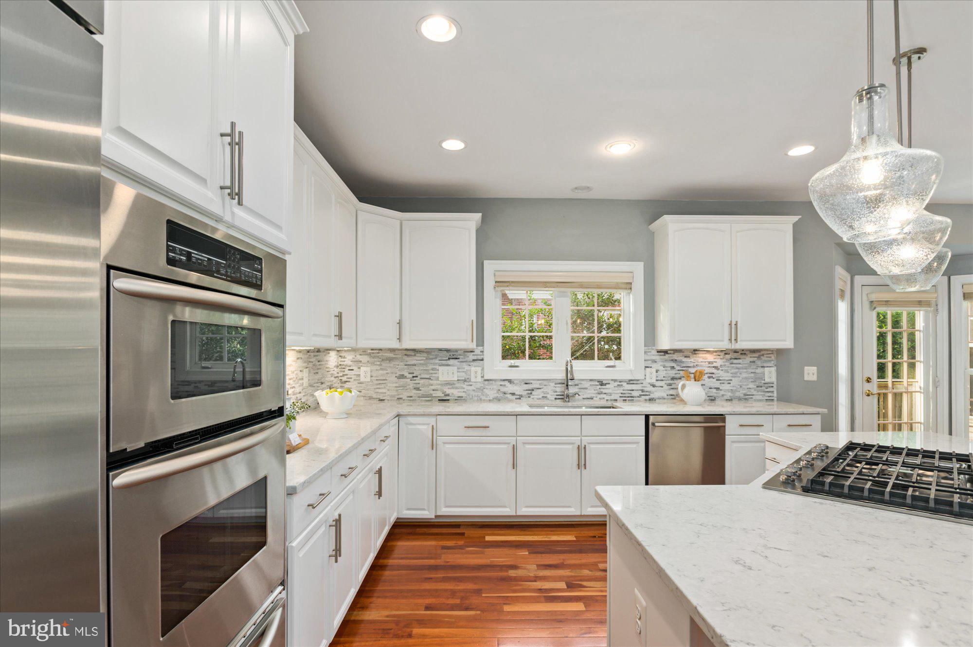 BERKSHIRE OAKWOOD - Residential