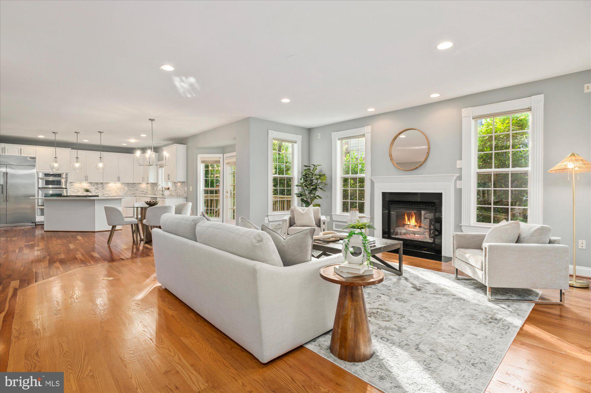 BERKSHIRE OAKWOOD - Residential