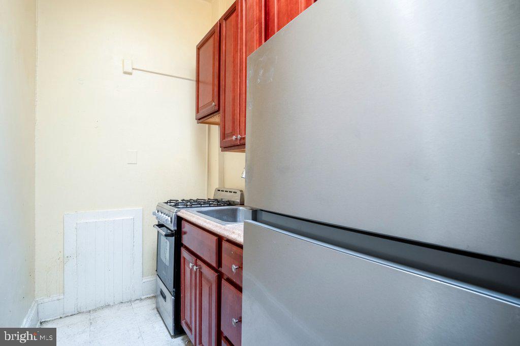 OLD GOUCHER - Residential Income