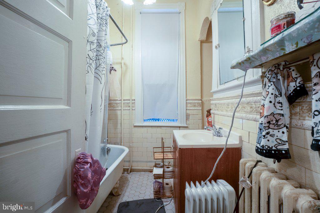 OLD GOUCHER - Residential Income