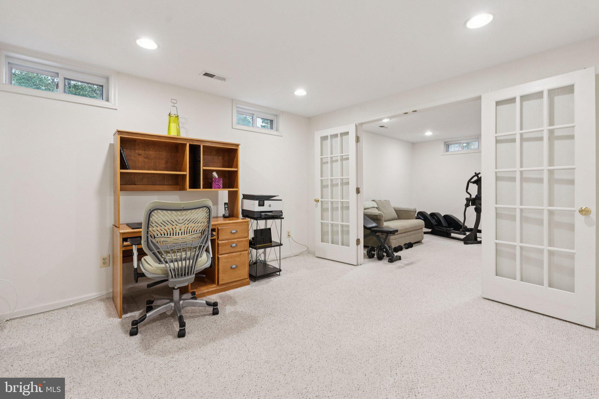 FRANKLIN GLEN - Residential