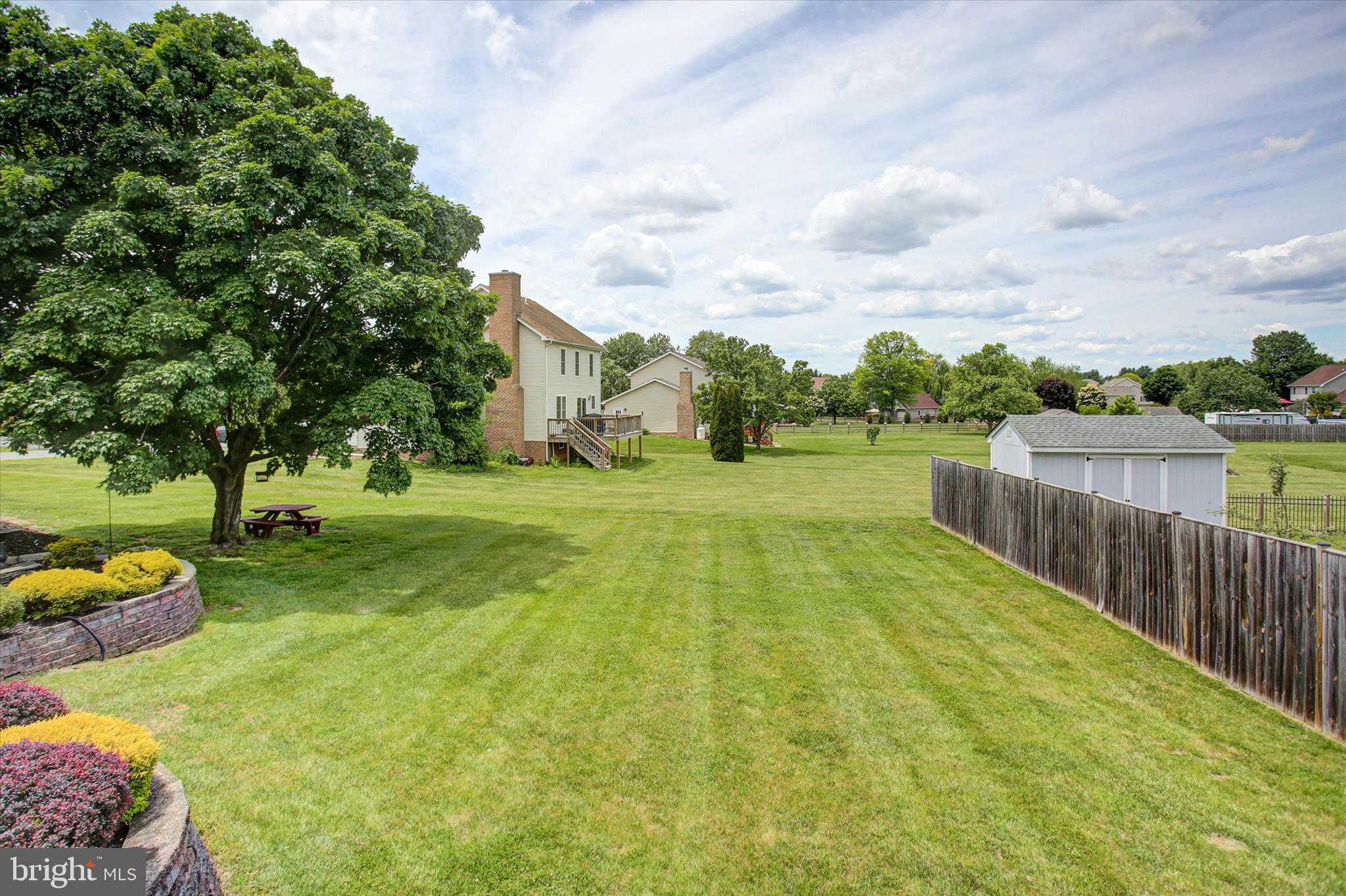 MAUGANS MEADOWS - Residential