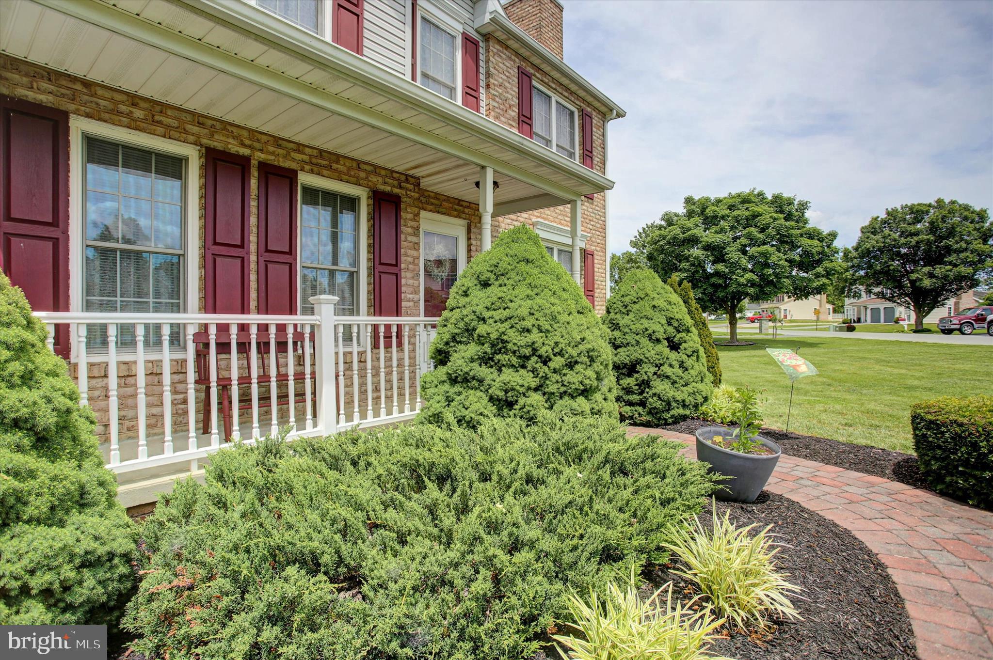 MAUGANS MEADOWS - Residential