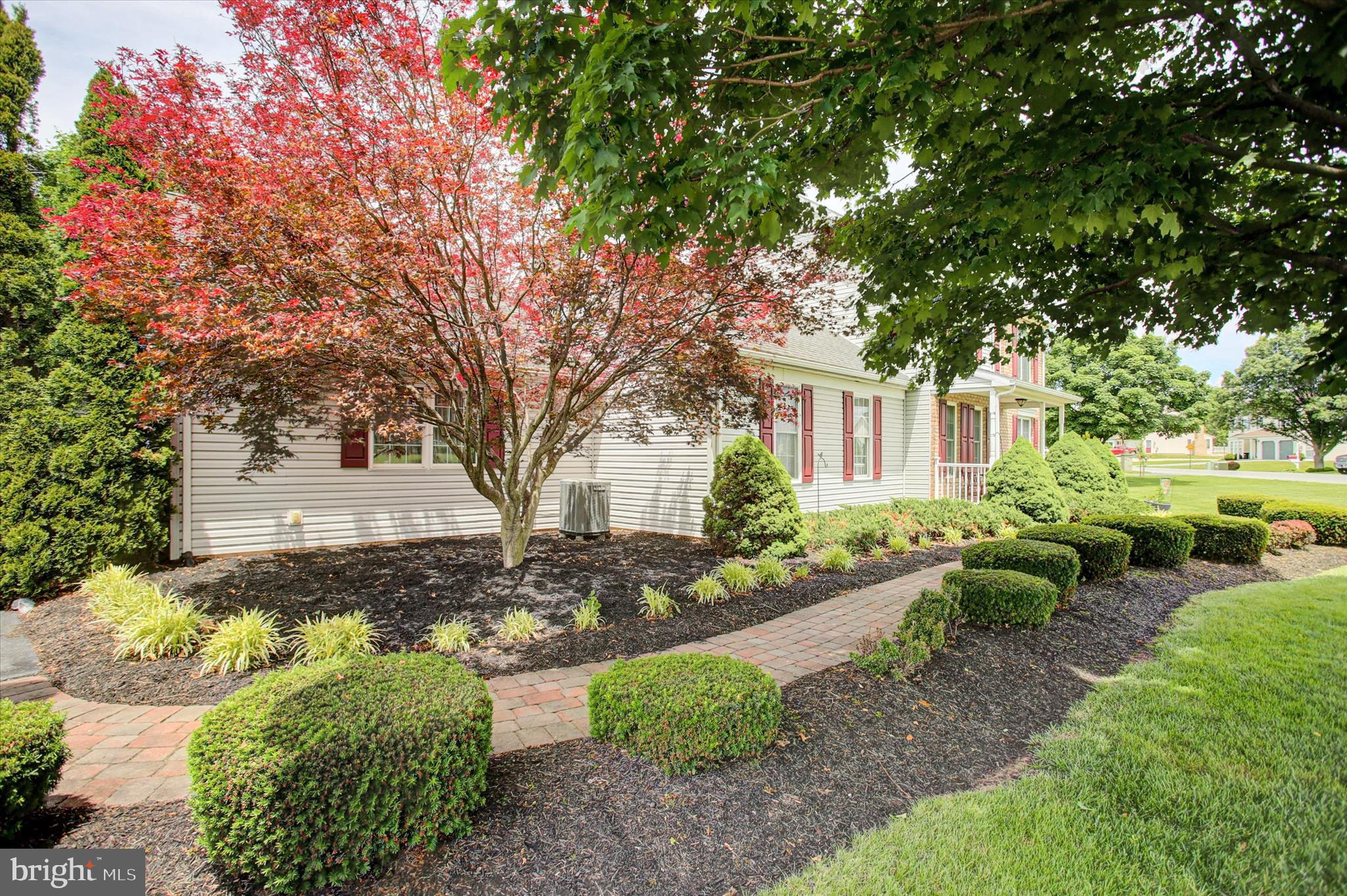 MAUGANS MEADOWS - Residential