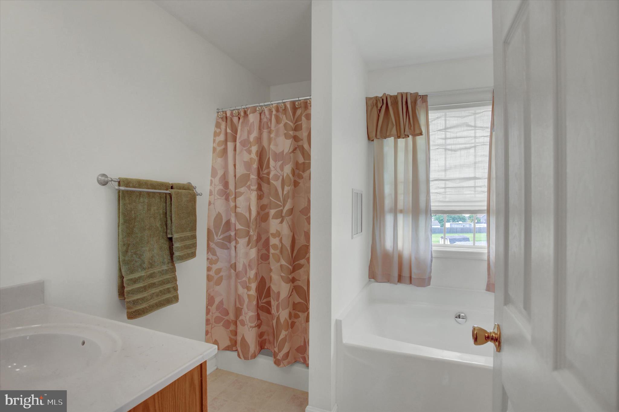 MAUGANS MEADOWS - Residential